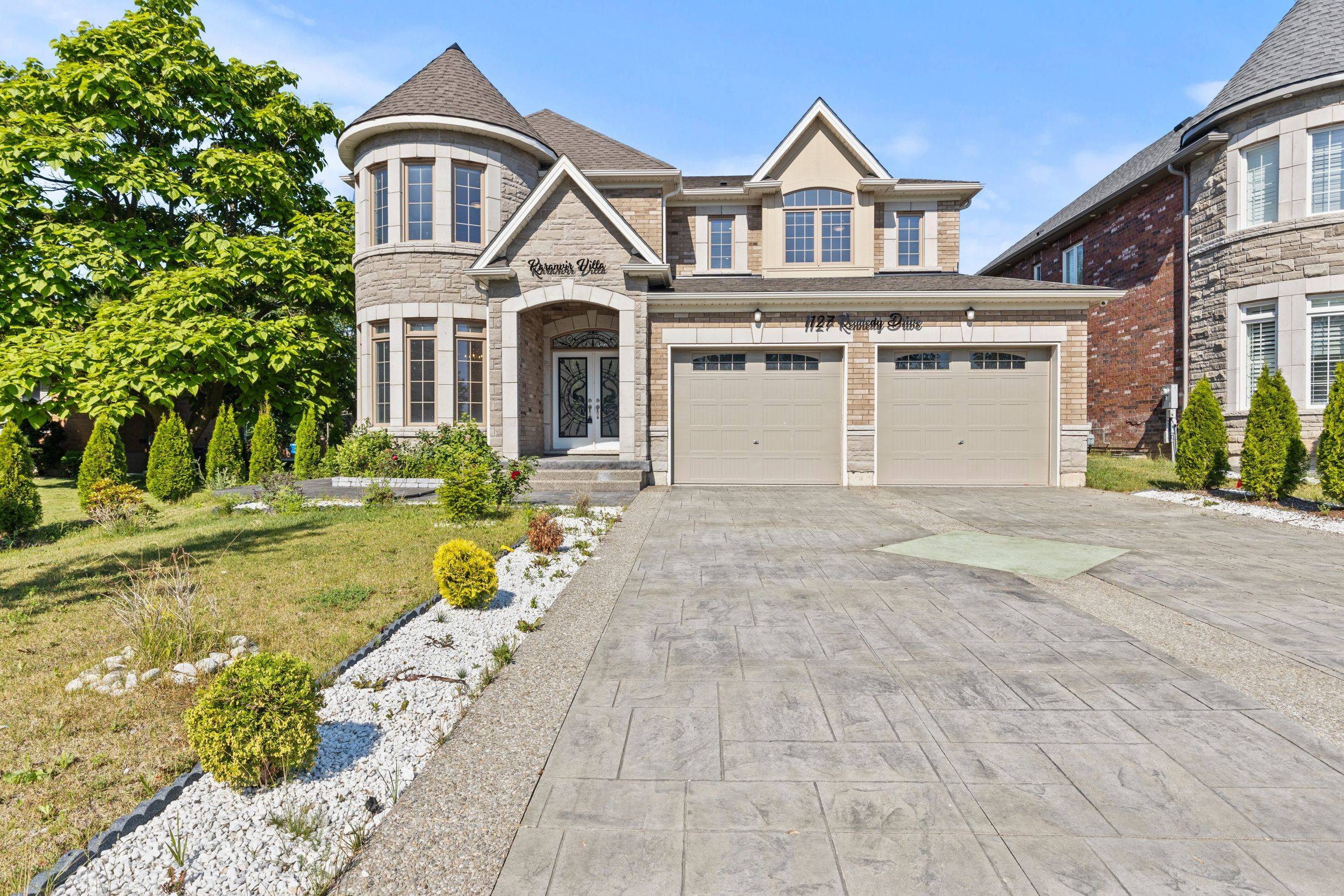 Fort Erie, ON L2A 0C8,1127 Kennedy DR