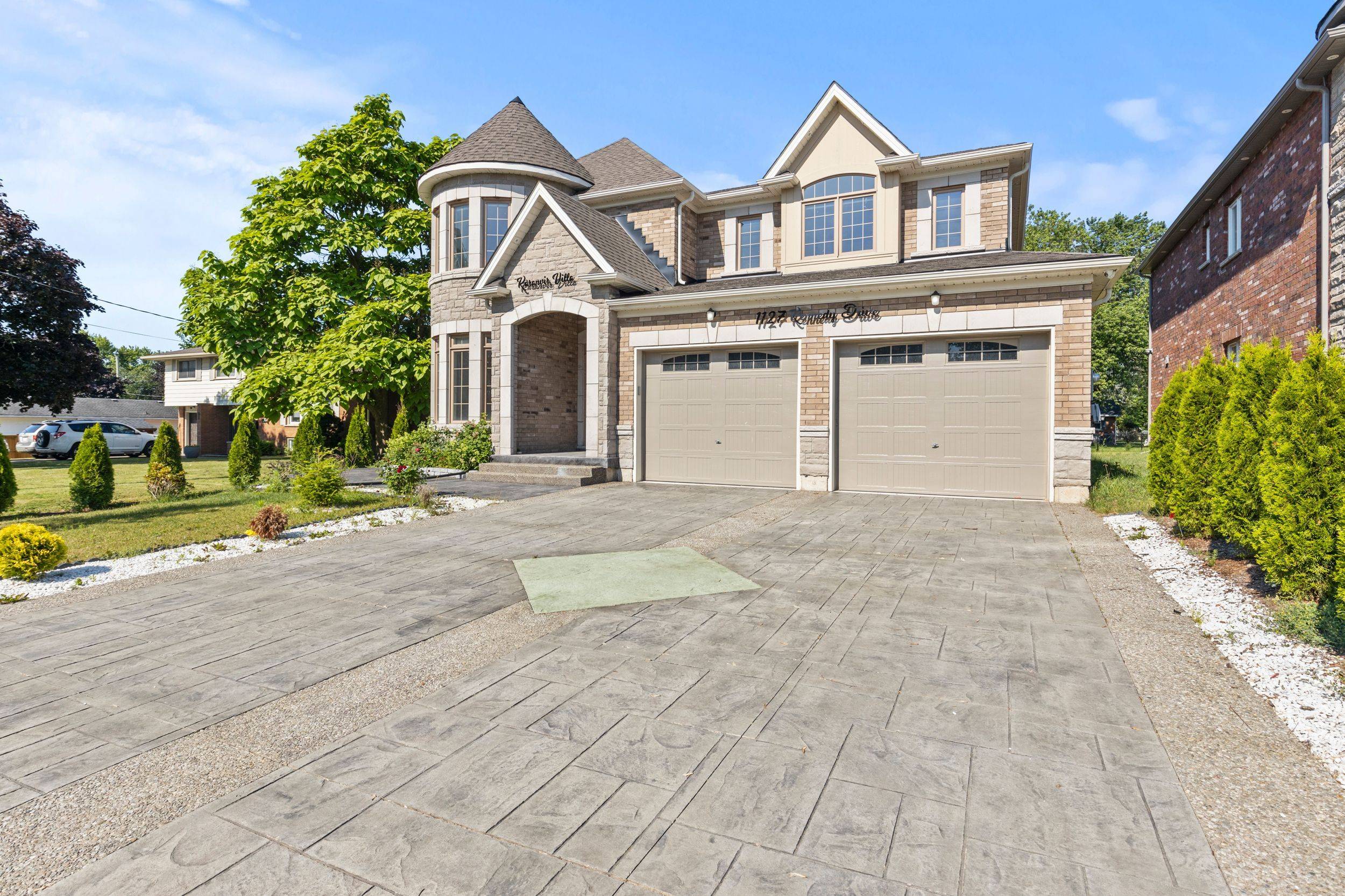 Fort Erie, ON L2A 0C8,1127 Kennedy DR