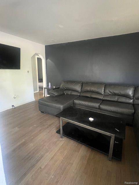 Detroit, MI 48219,19007 HEYDEN ST