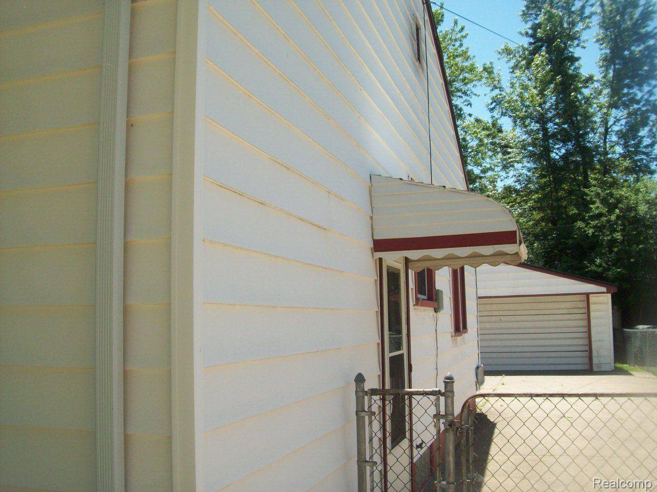 Pontiac, MI 48340,211 W FAIRMOUNT AVE