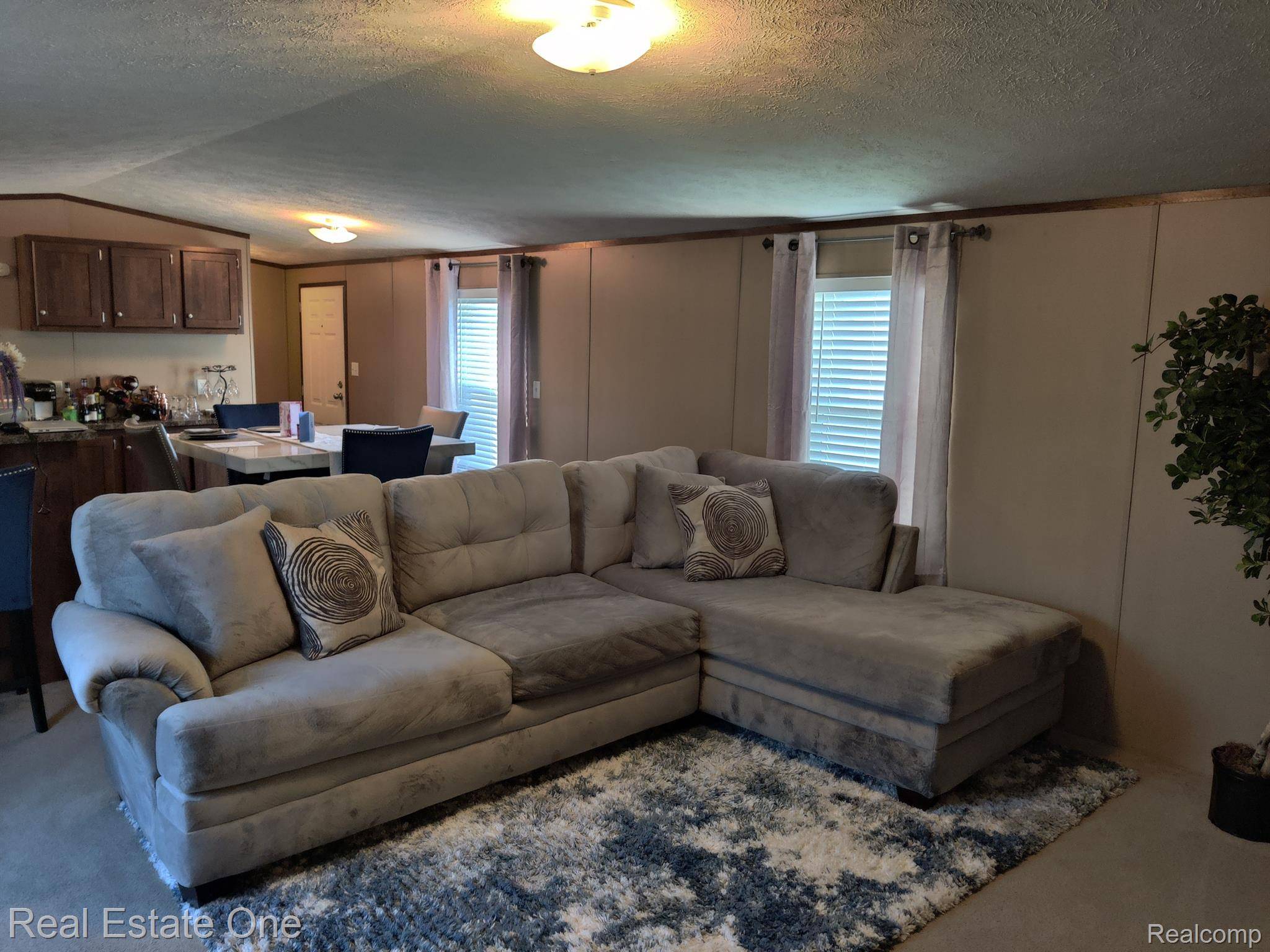 Clinton Township, MI 48038,15949 Charlamagne AVE W