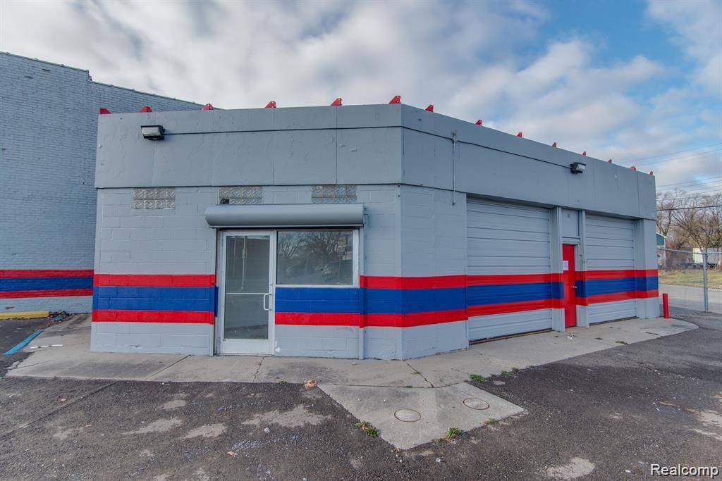 Detroit, MI 48205,12275 GRATIOT AVE