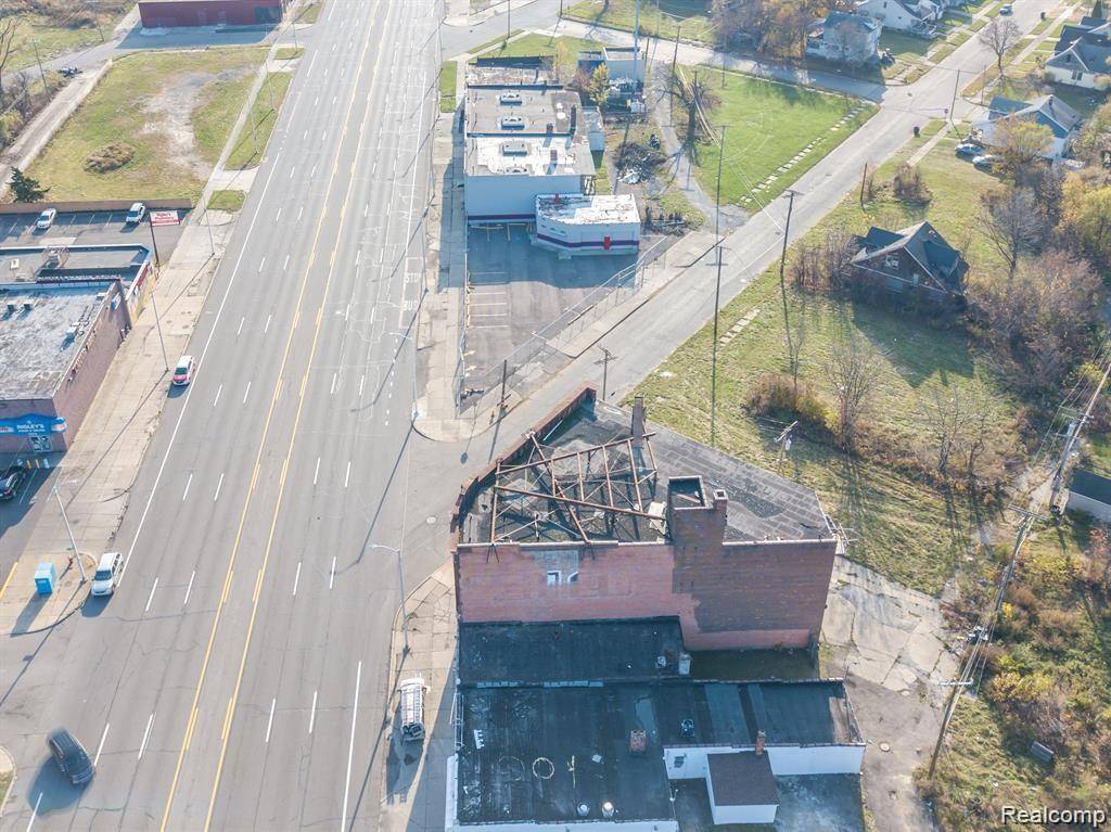 Detroit, MI 48205,12275 GRATIOT AVE