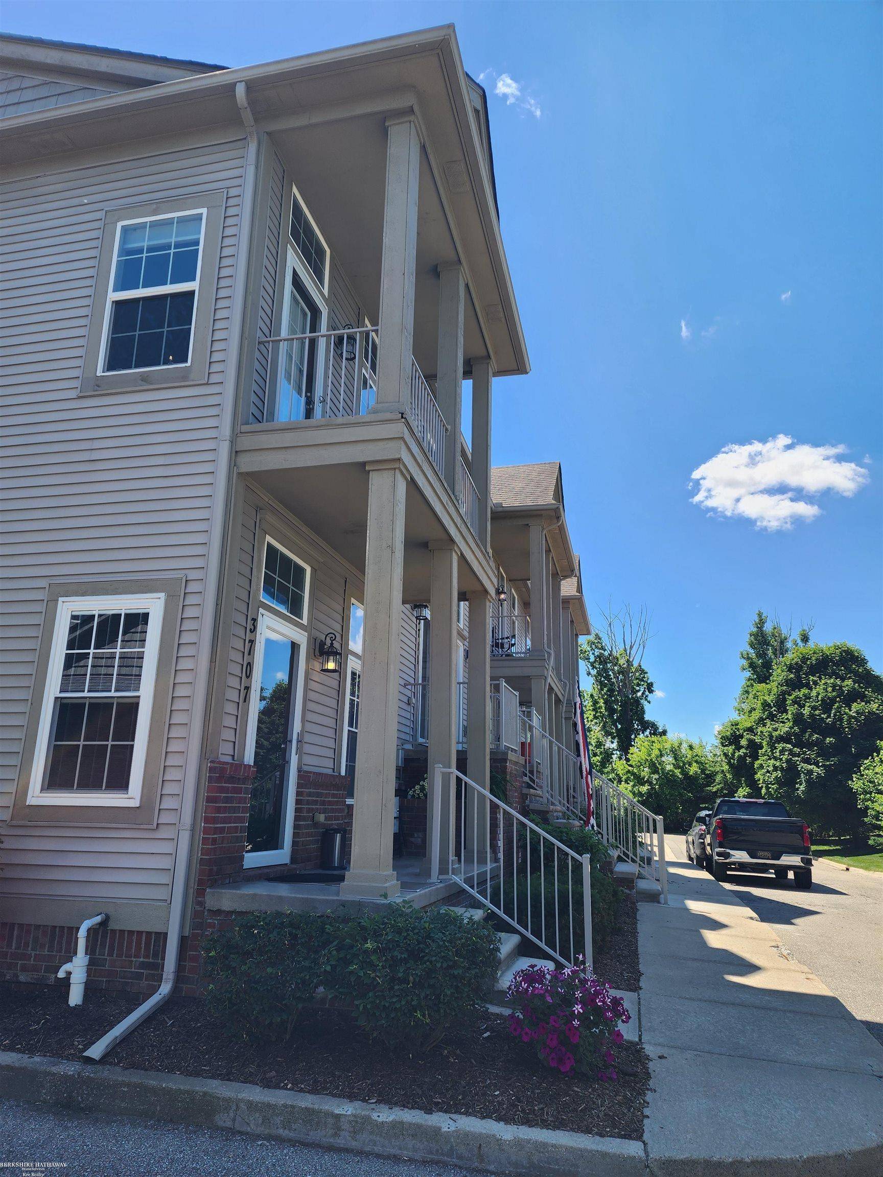 Orion Twp, MI 48359,3711 MADISON AVE