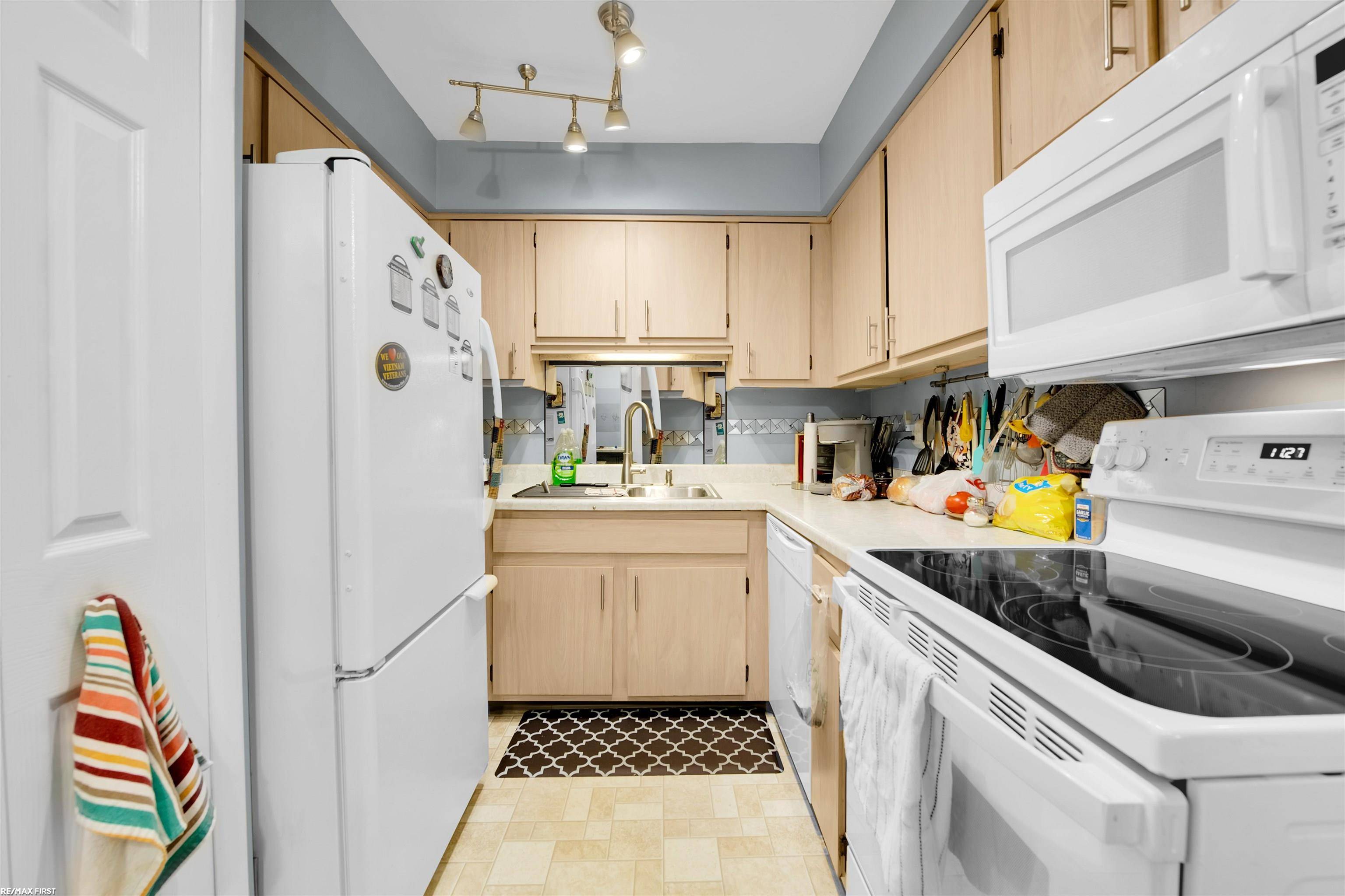 Wixom, MI 48393,50147 Helfer BLVD