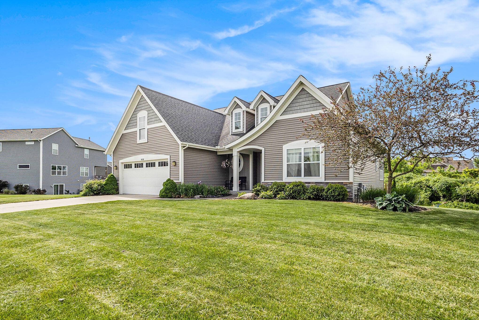 Zeeland, MI 49464,10158 Switchgrass LN