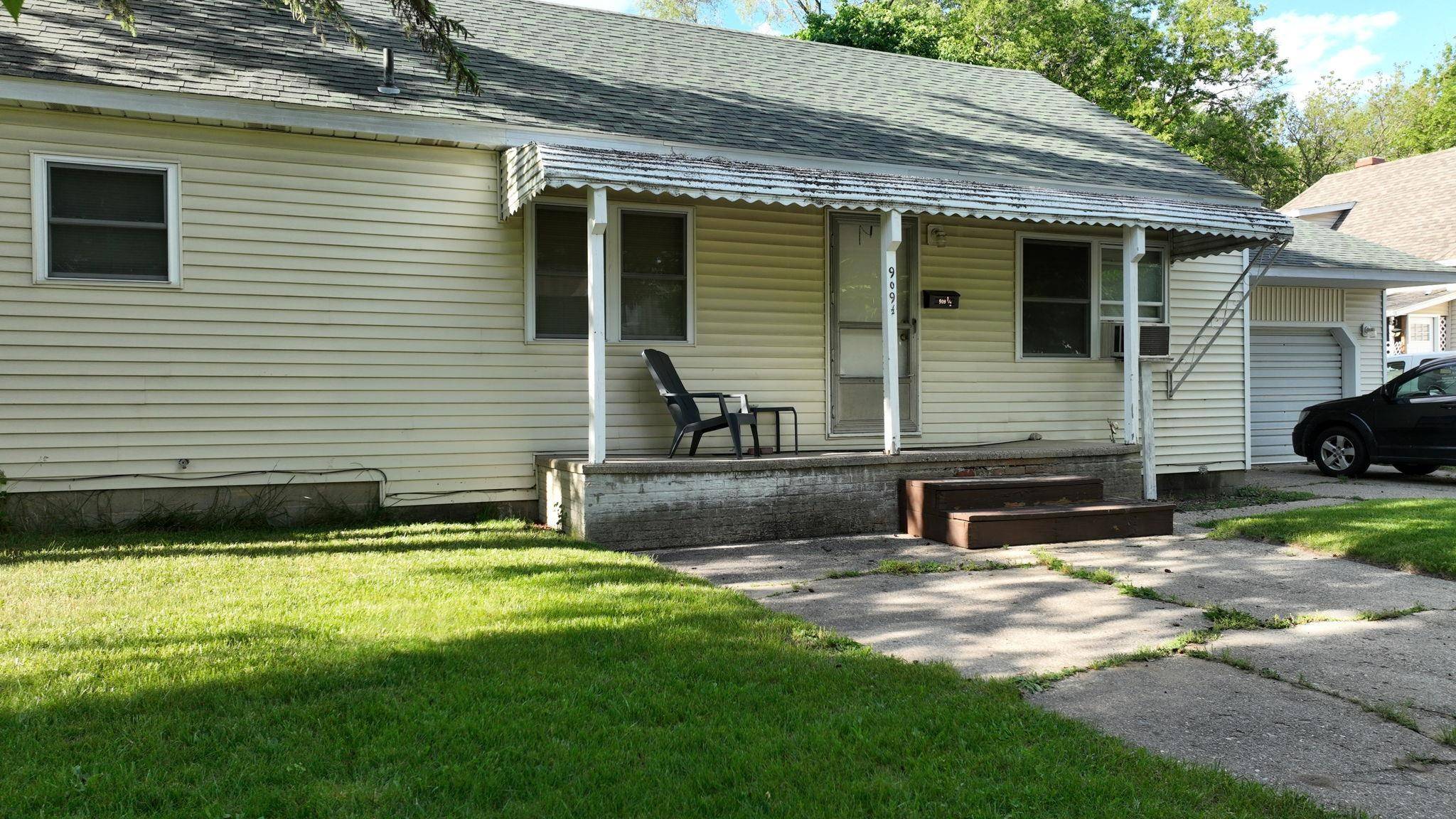 Mount Pleasant, MI 48858,909 Crosslanes ST