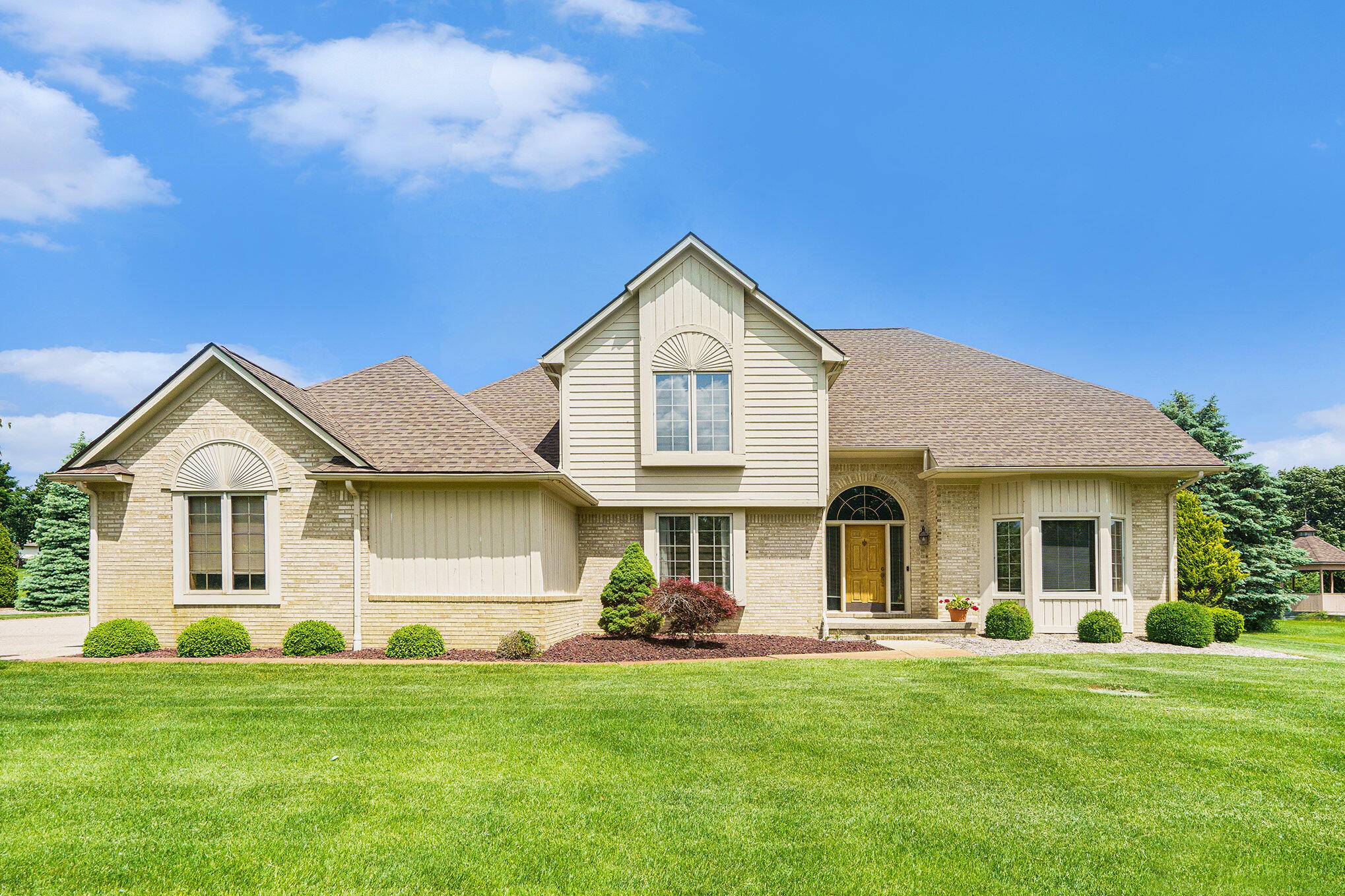 Saline, MI 48176,3202 Golfview DR