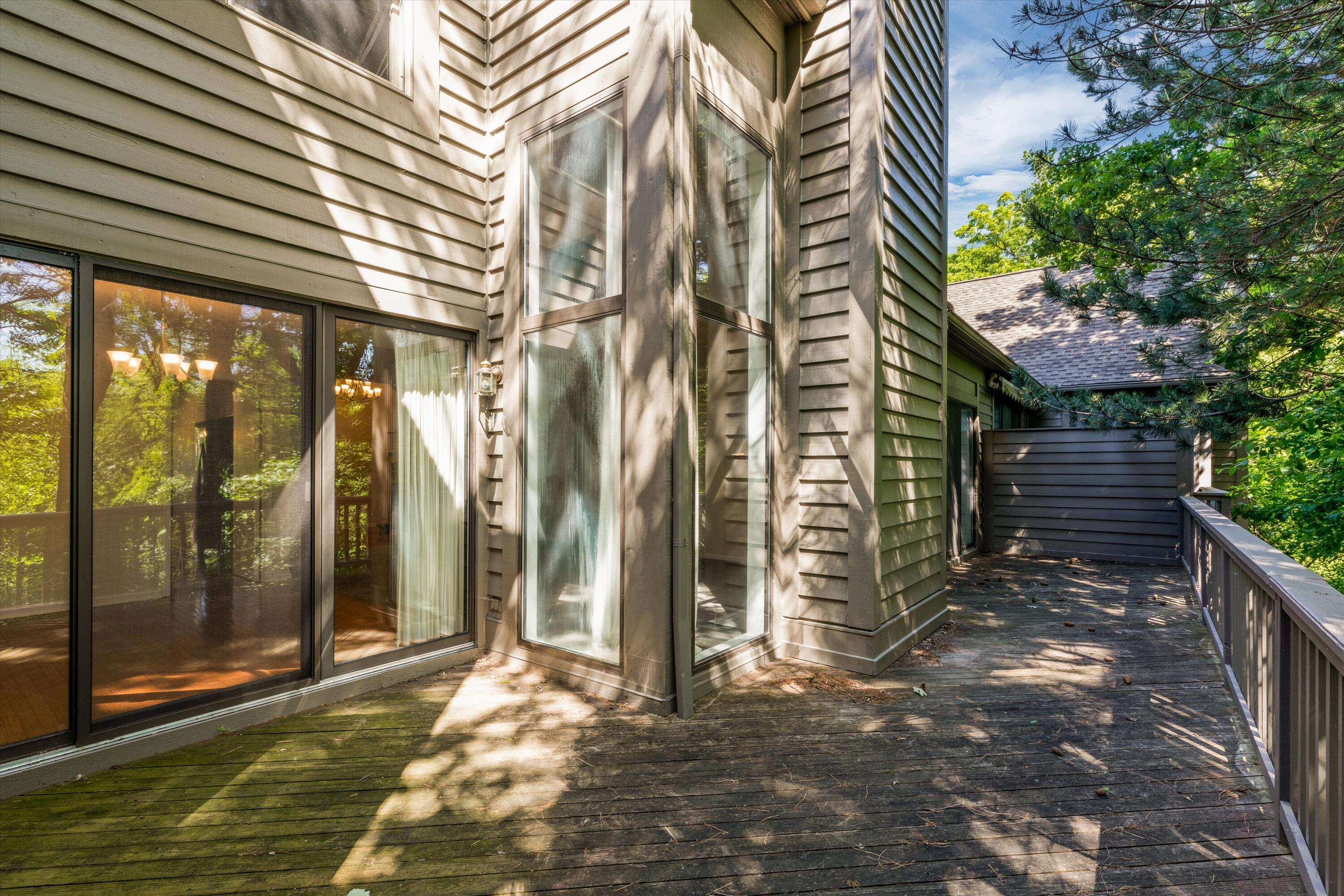 Ann Arbor, MI 48104,1903 Boulder DR