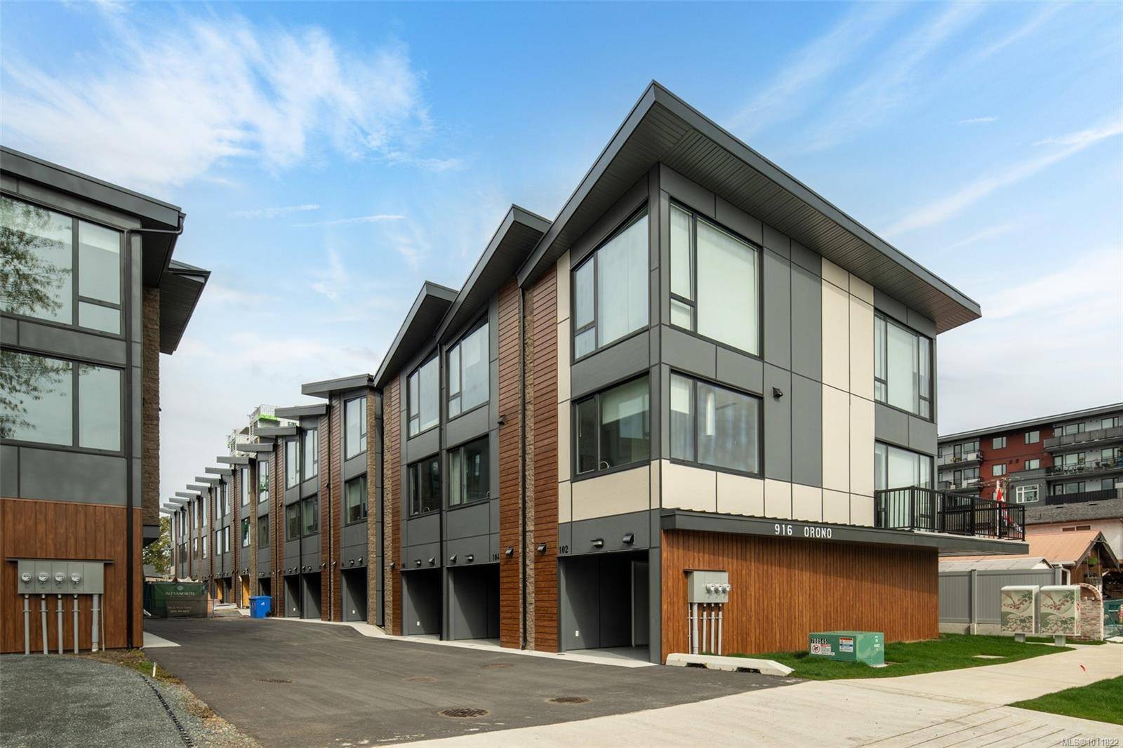 Langford, BC V9B 2T9,916 Orono Ave #136