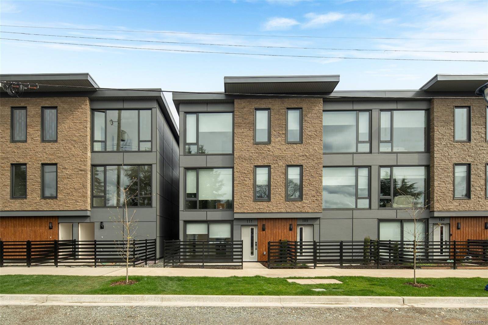 Langford, BC V9B 2T9,916 Orono Ave #136