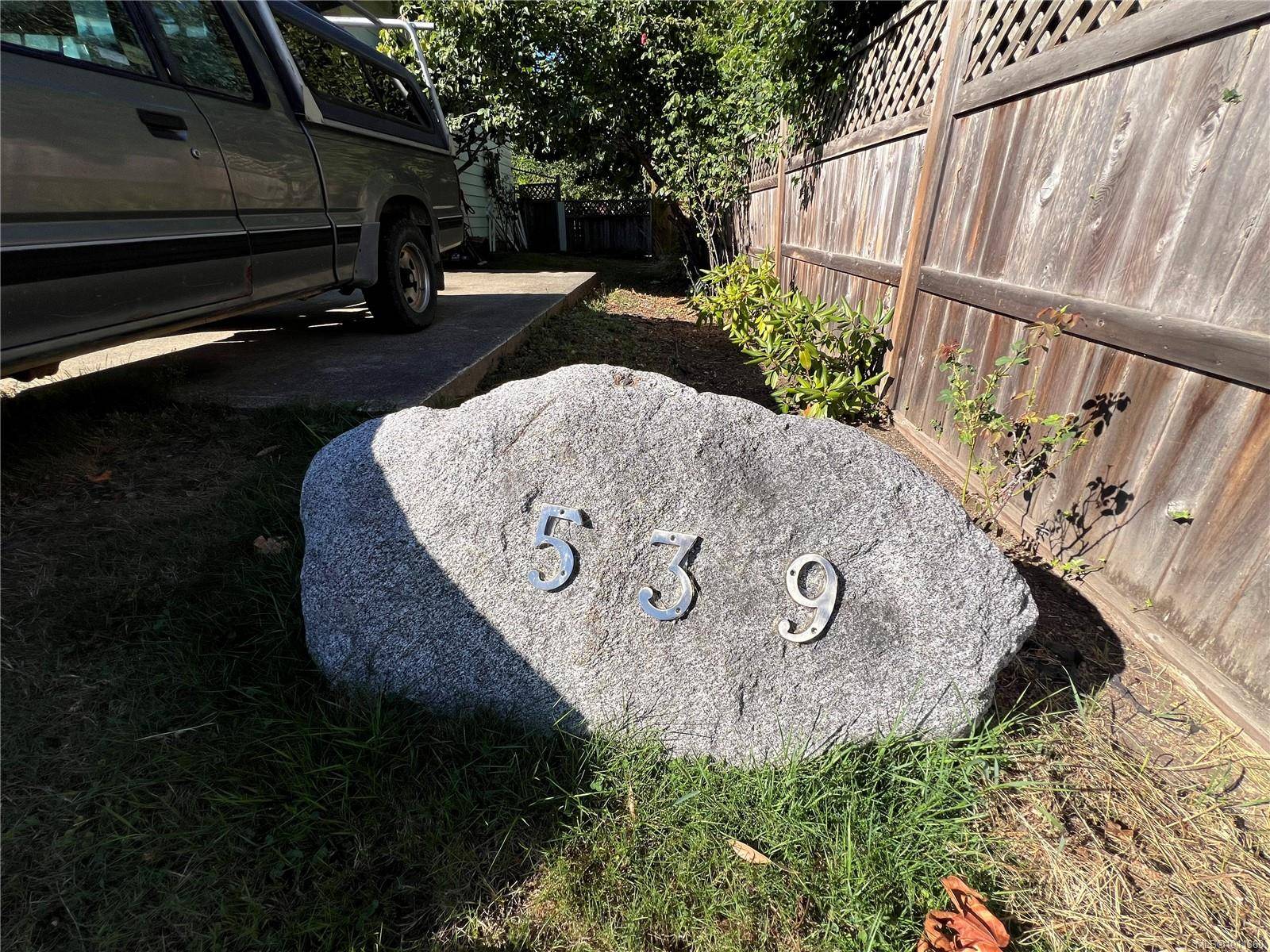 Parksville, BC V9P 1H3,539 Rowan Ave