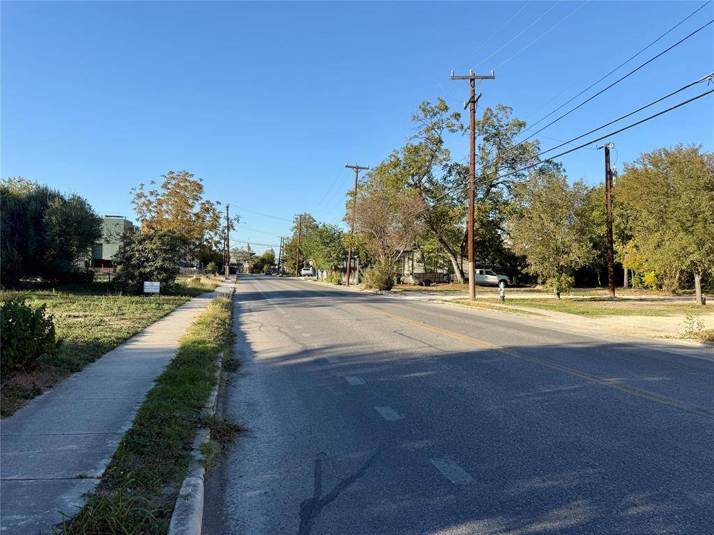 San Antonio, TX 78210,1619 S Presa Street