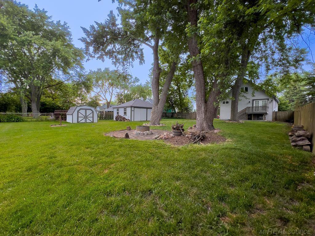 Clawson, MI 48017,342 Hendrickson BLVD