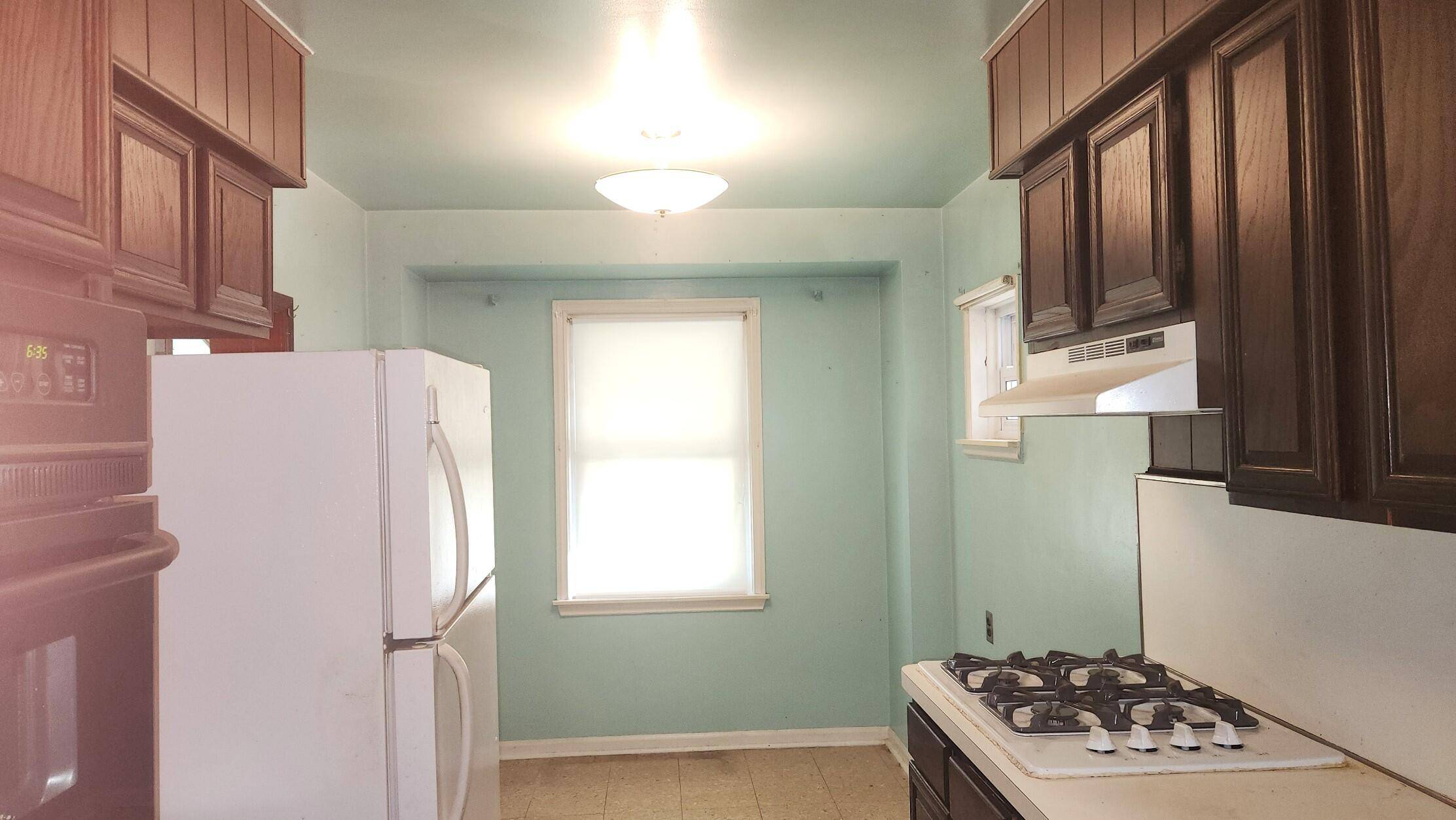 Lincoln Park, MI 48146,712 Garfield AVE