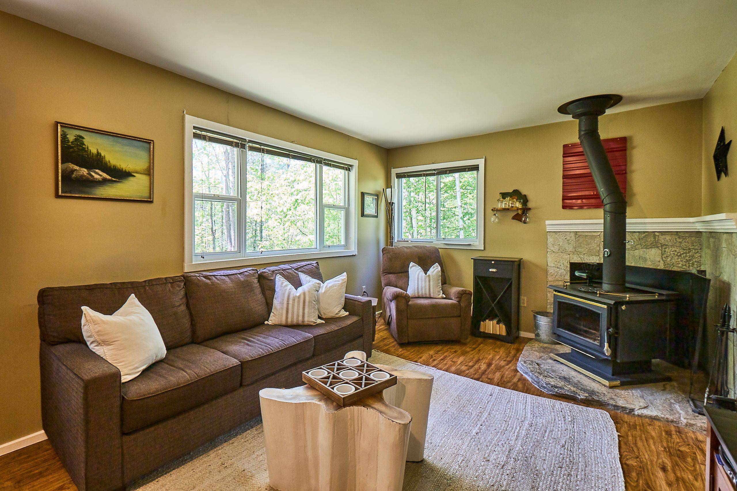 Lake Of Bays, ON P1H 2J6,1022 Upper Walker Lake RD