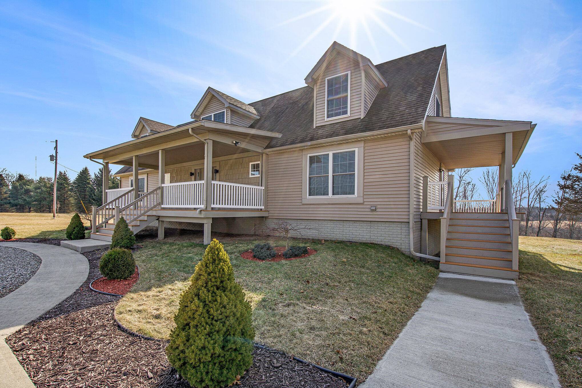 Chelsea, MI 48118,17245 M-52