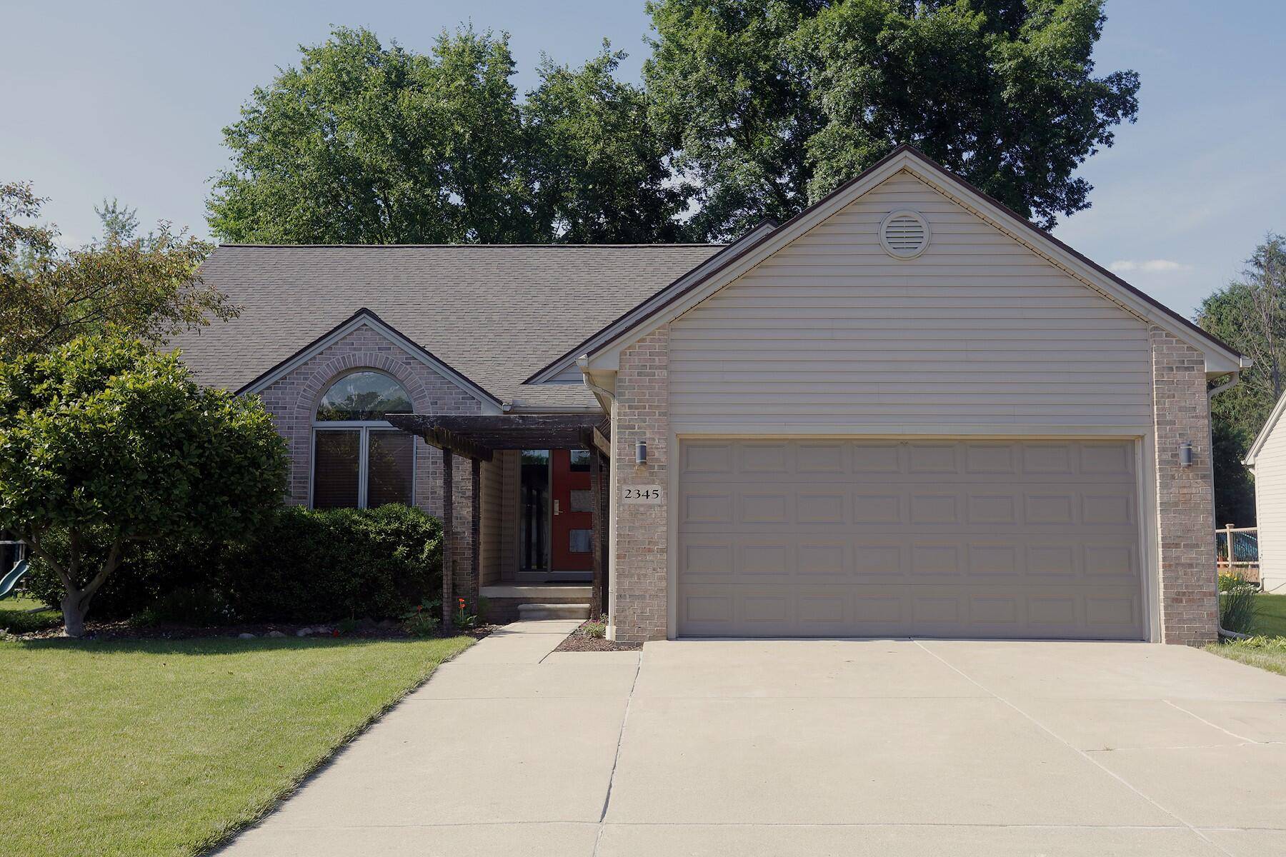 Saline, MI 48176,2345 Chestnut Cres