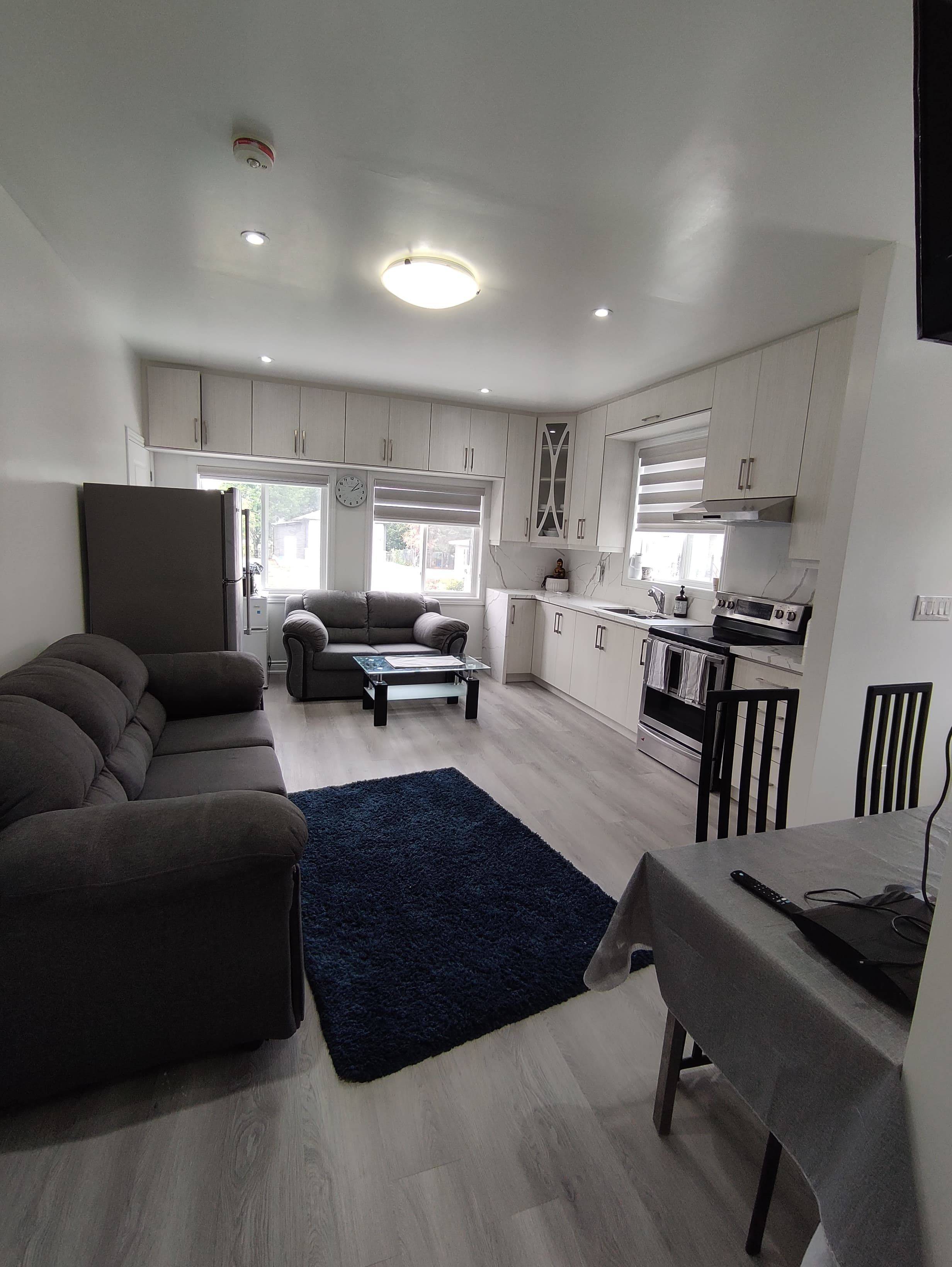 Brampton, ON L6P 0R6,28 Estateview CIR #Garden Suit