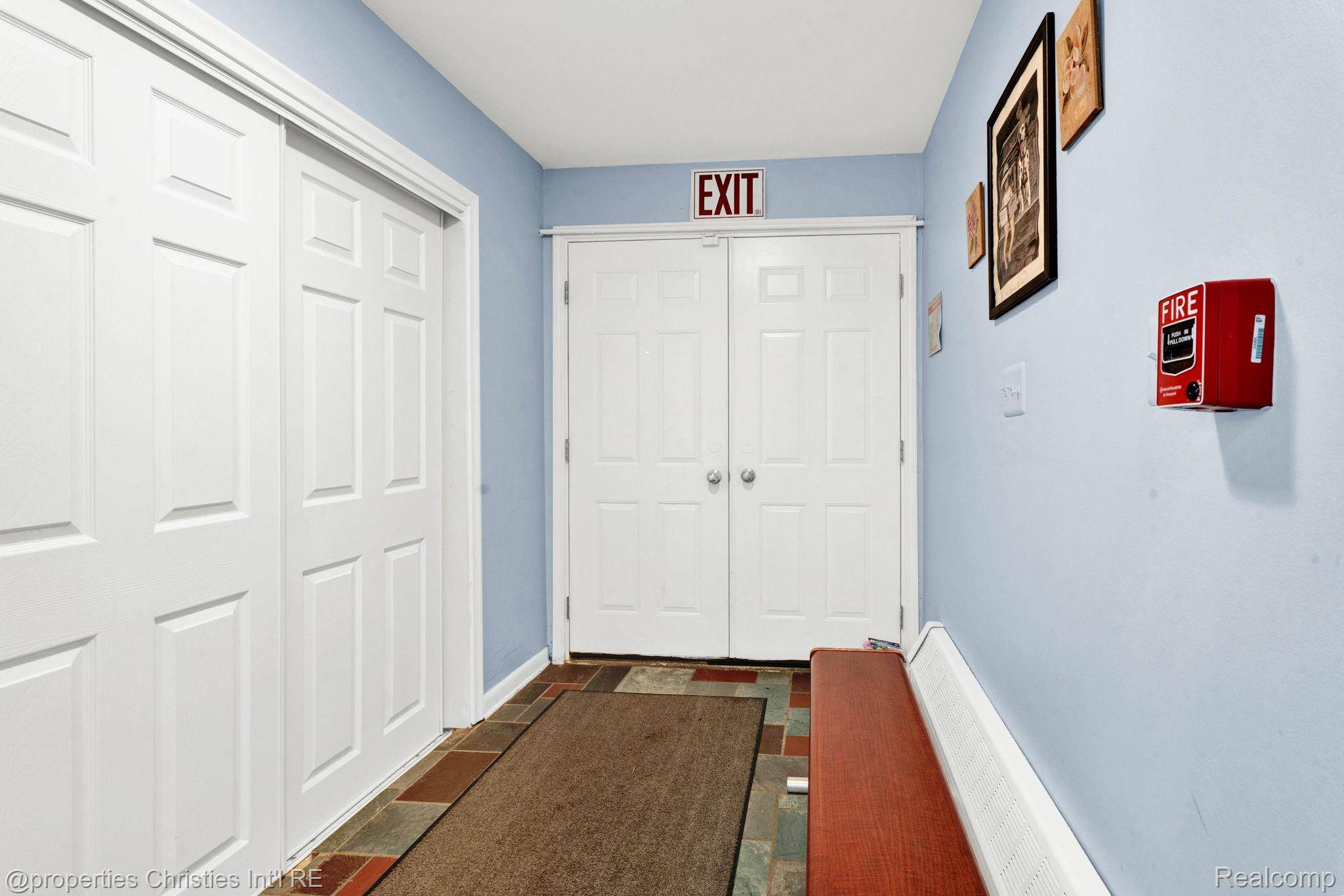 Beverly Hills, MI 48025,31111 Lahser RD