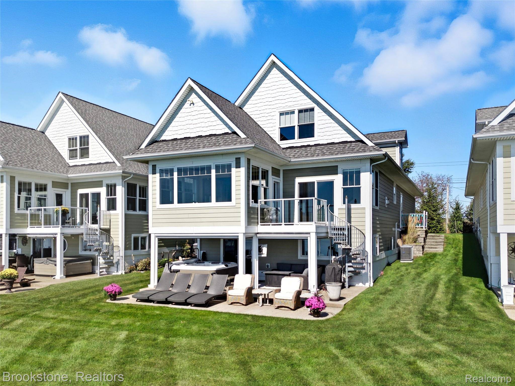 Fair Haven, MI 48023,10049 Dixie HWY