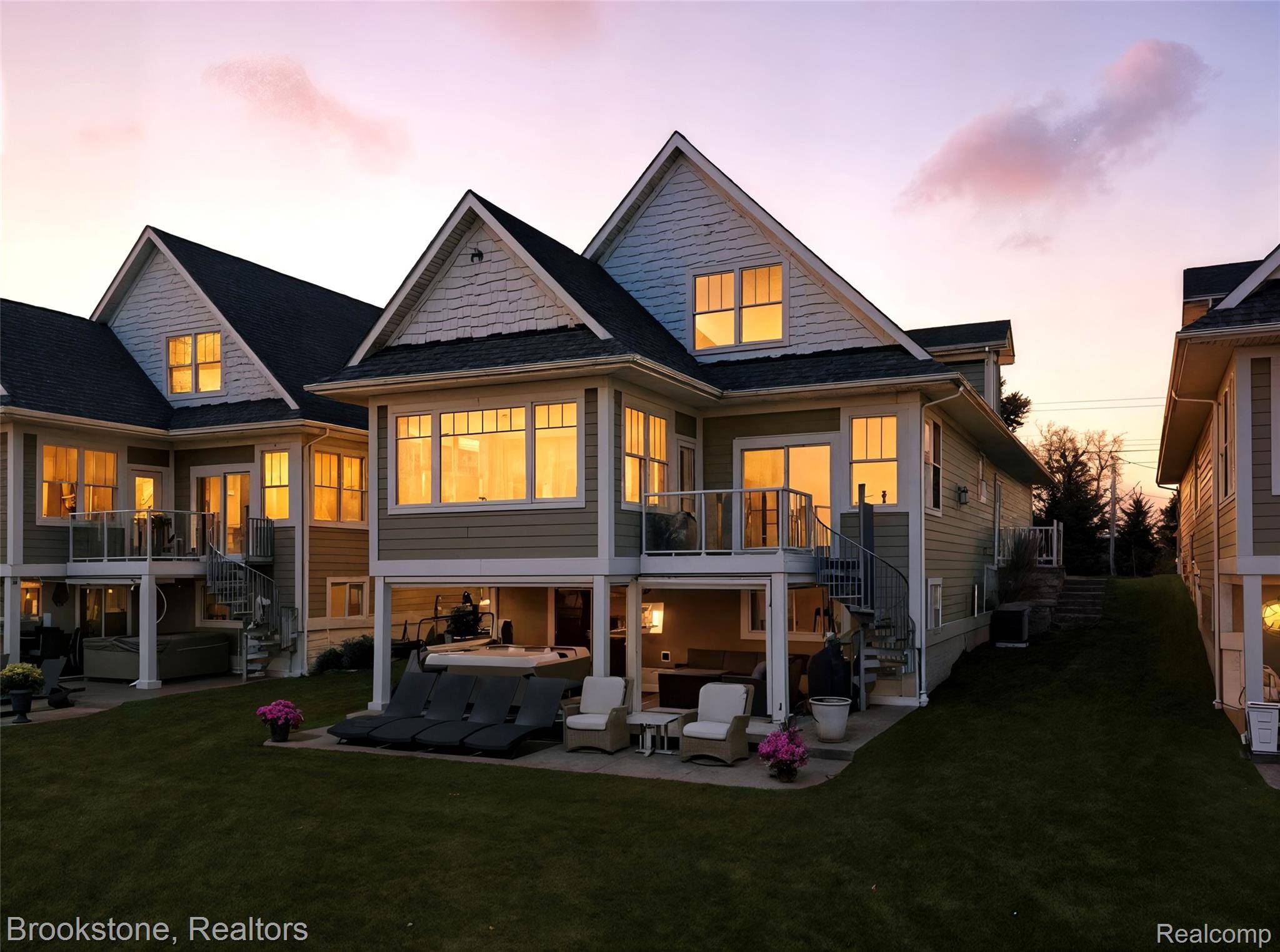 Fair Haven, MI 48023,10049 Dixie HWY