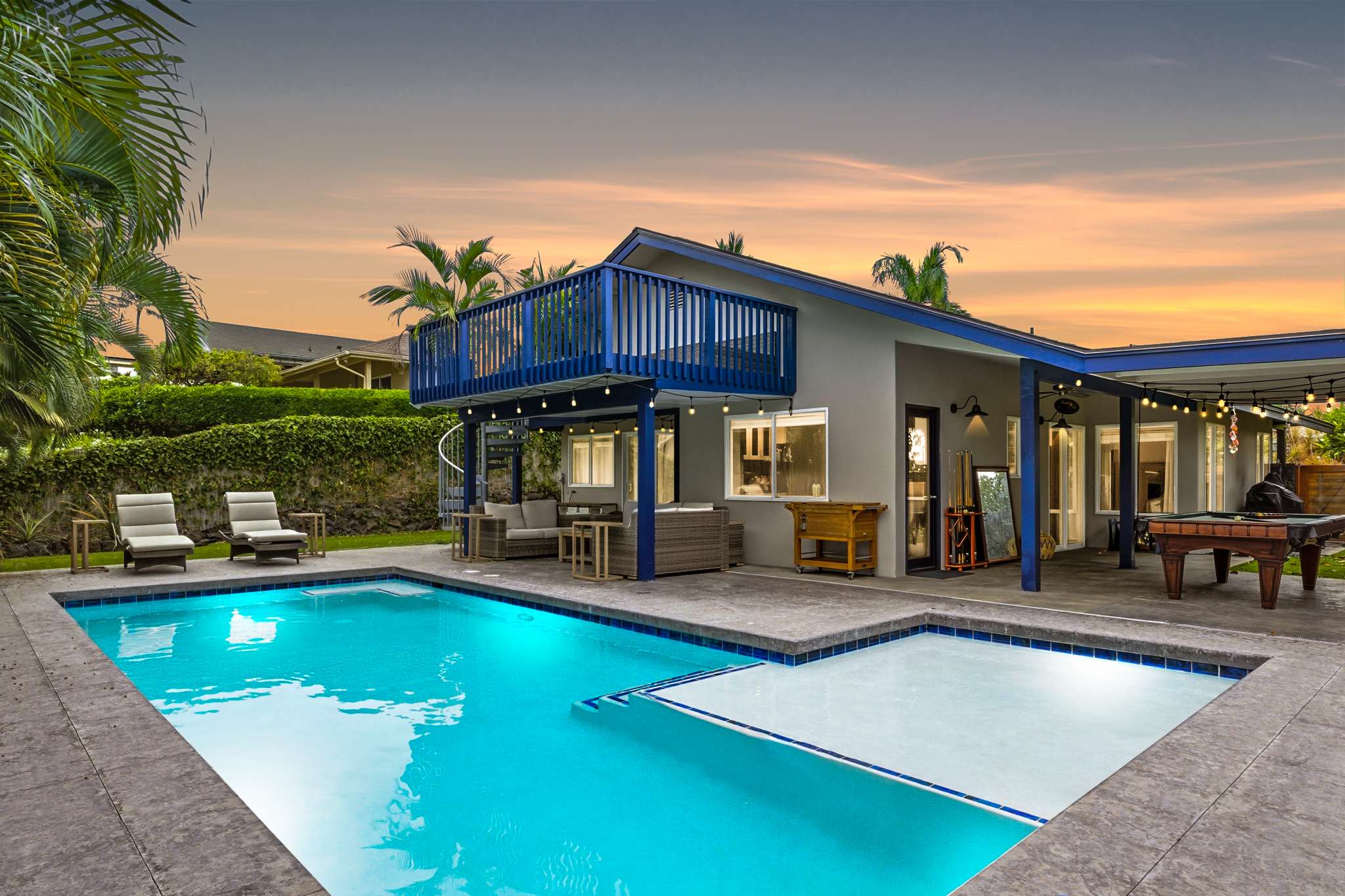 Kailua-kona, HI 96740,77-153 HOOILINA CT