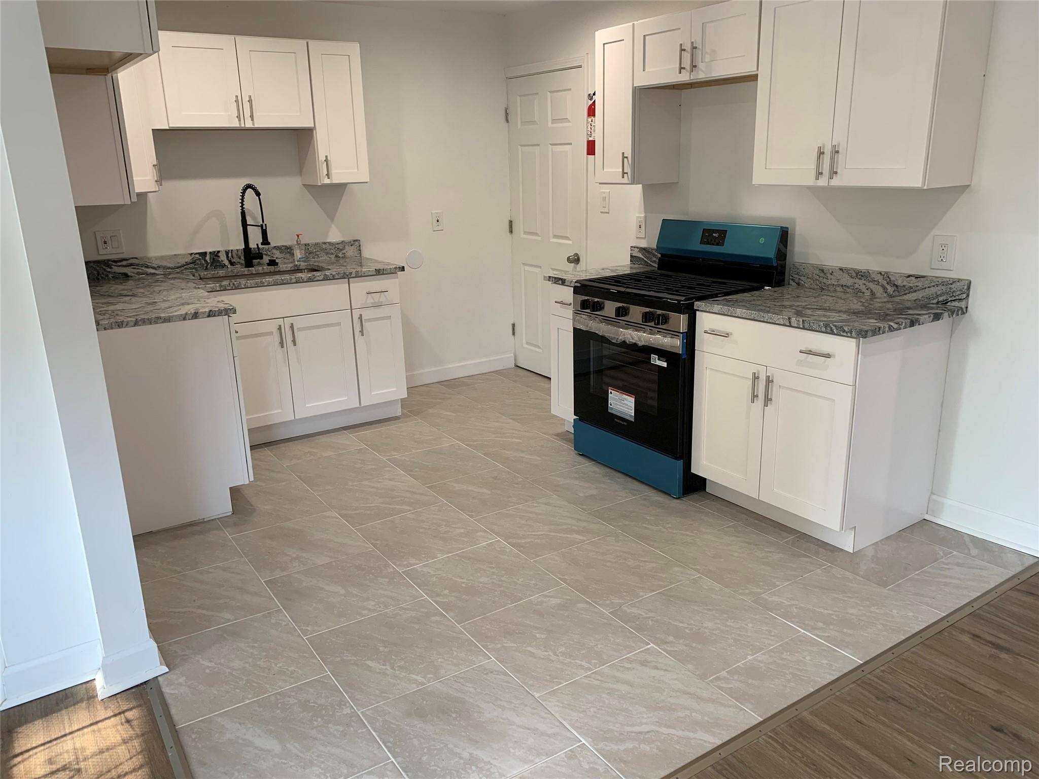 Detroit, MI 48224,5737 Barham