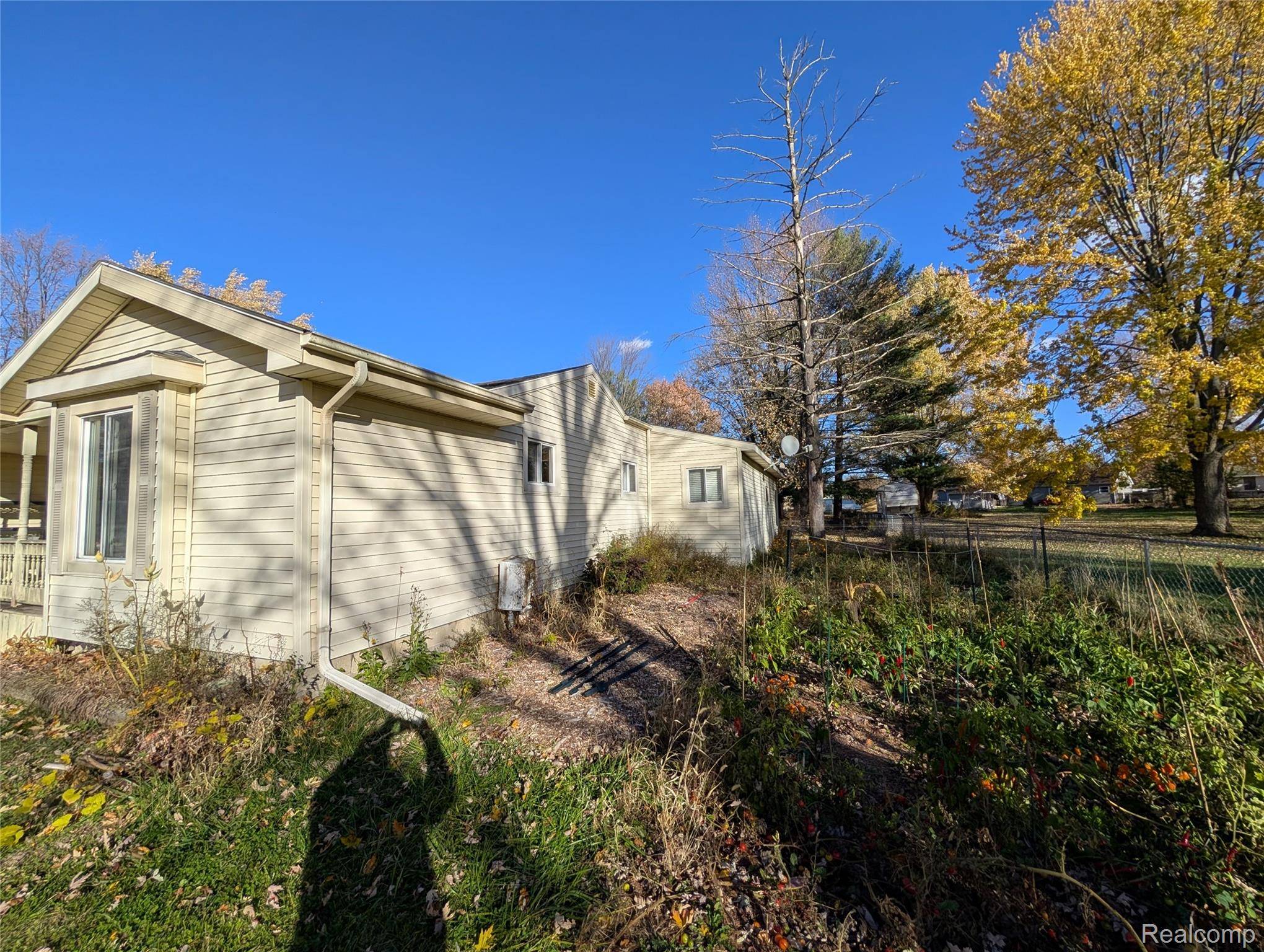 Lennon, MI 48449,805 Oak ST