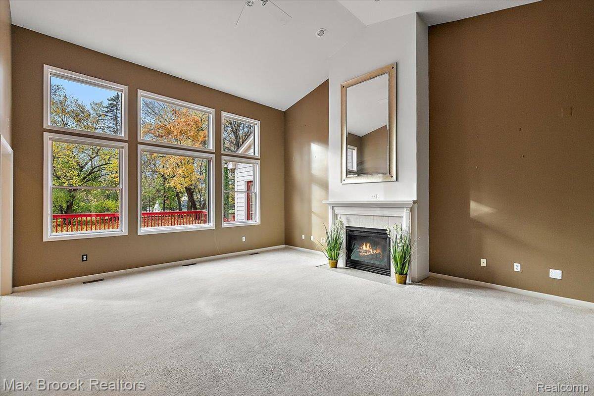 Farmington Hills, MI 48336,23451 Sans Souci ST