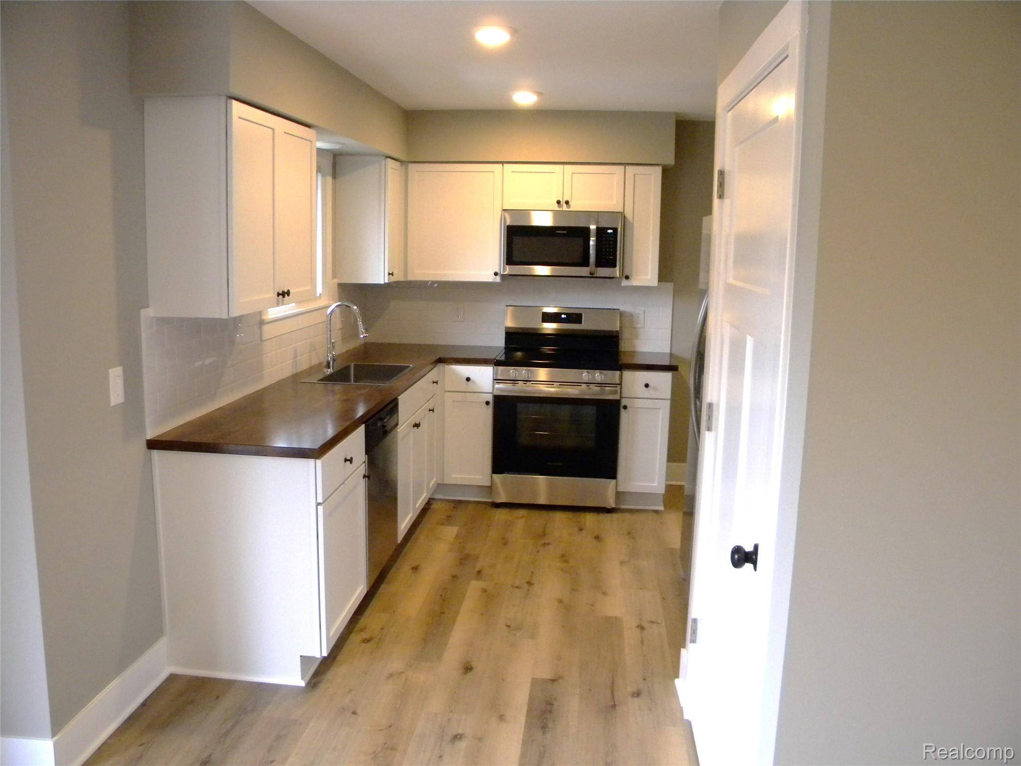 Otisville, MI 48463,10287 Frances RD