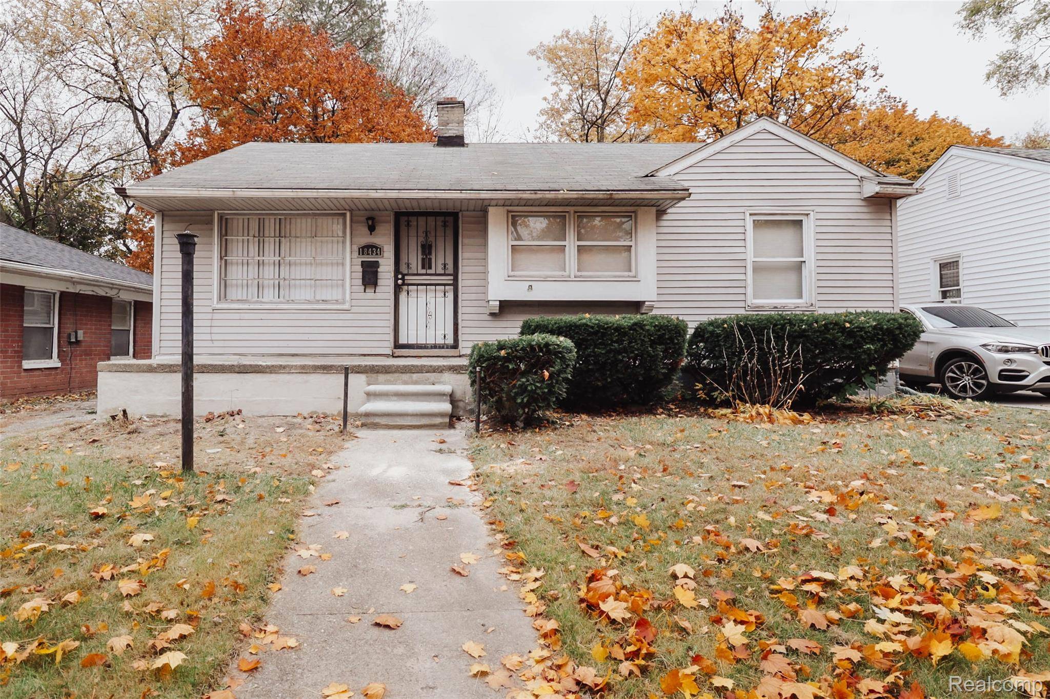 Detroit, MI 48219,18434 Wormer ST