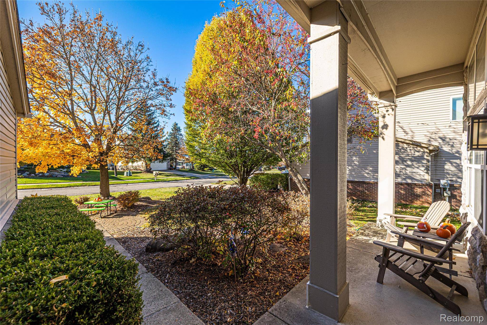 Rochester, MI 48306,3654 Briarbrooke LN