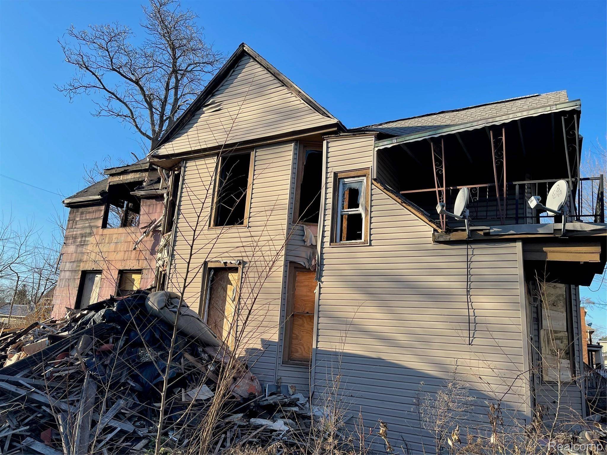 Detroit, MI 48209,2069 CLARKDALE ST