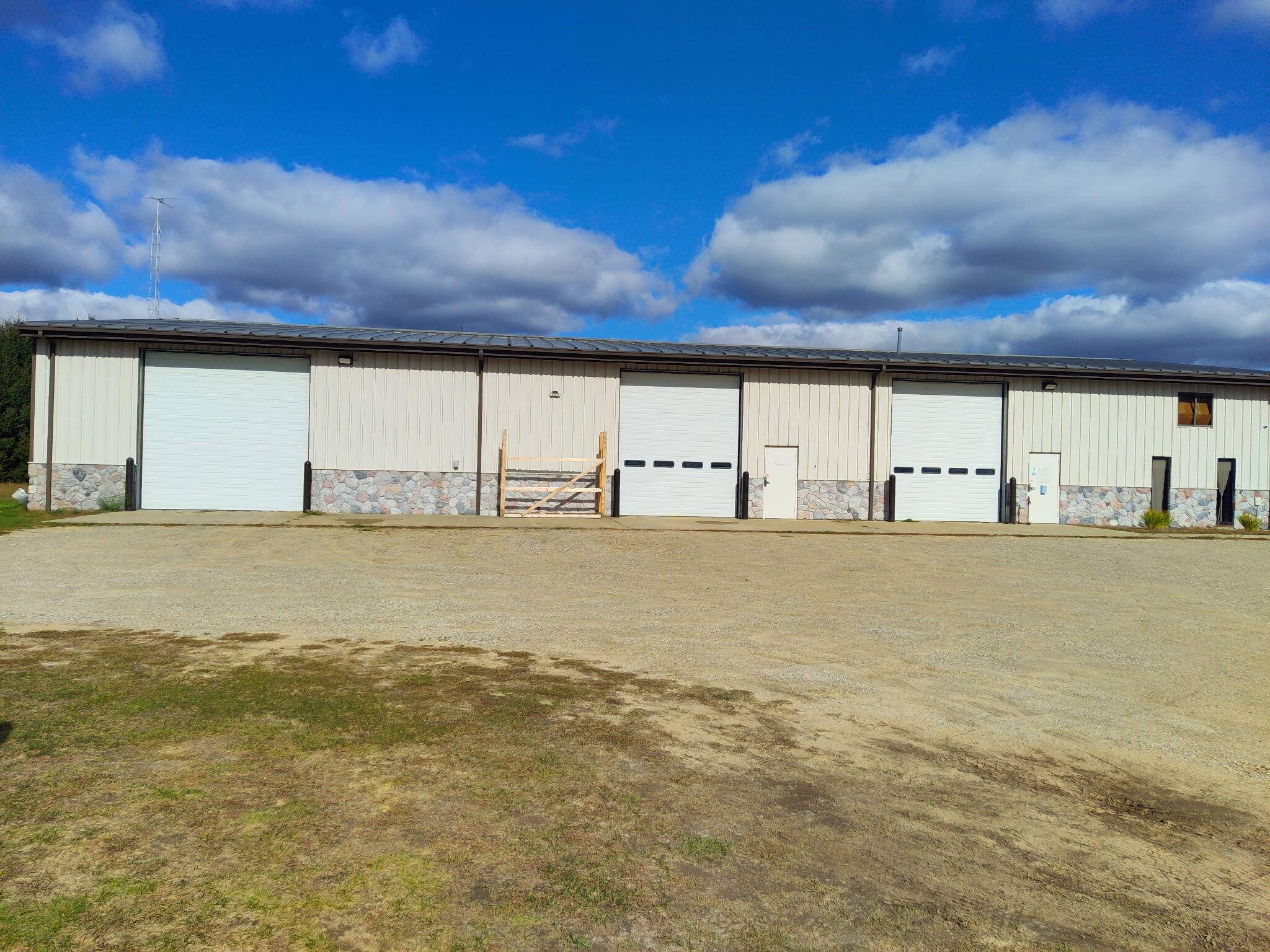 Mecosta, MI 49332,8650 Midstate DR