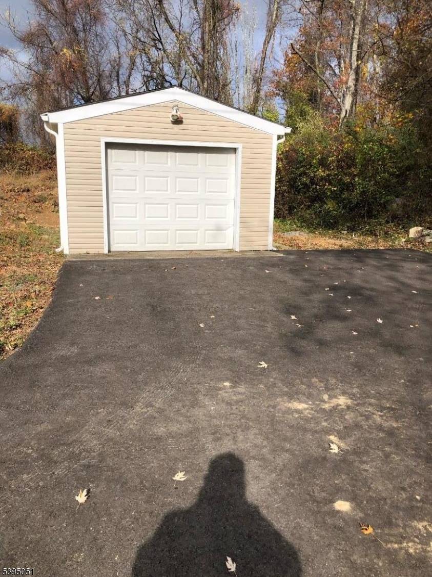 Liberty Twp., NJ 07838,5 Warren Ln