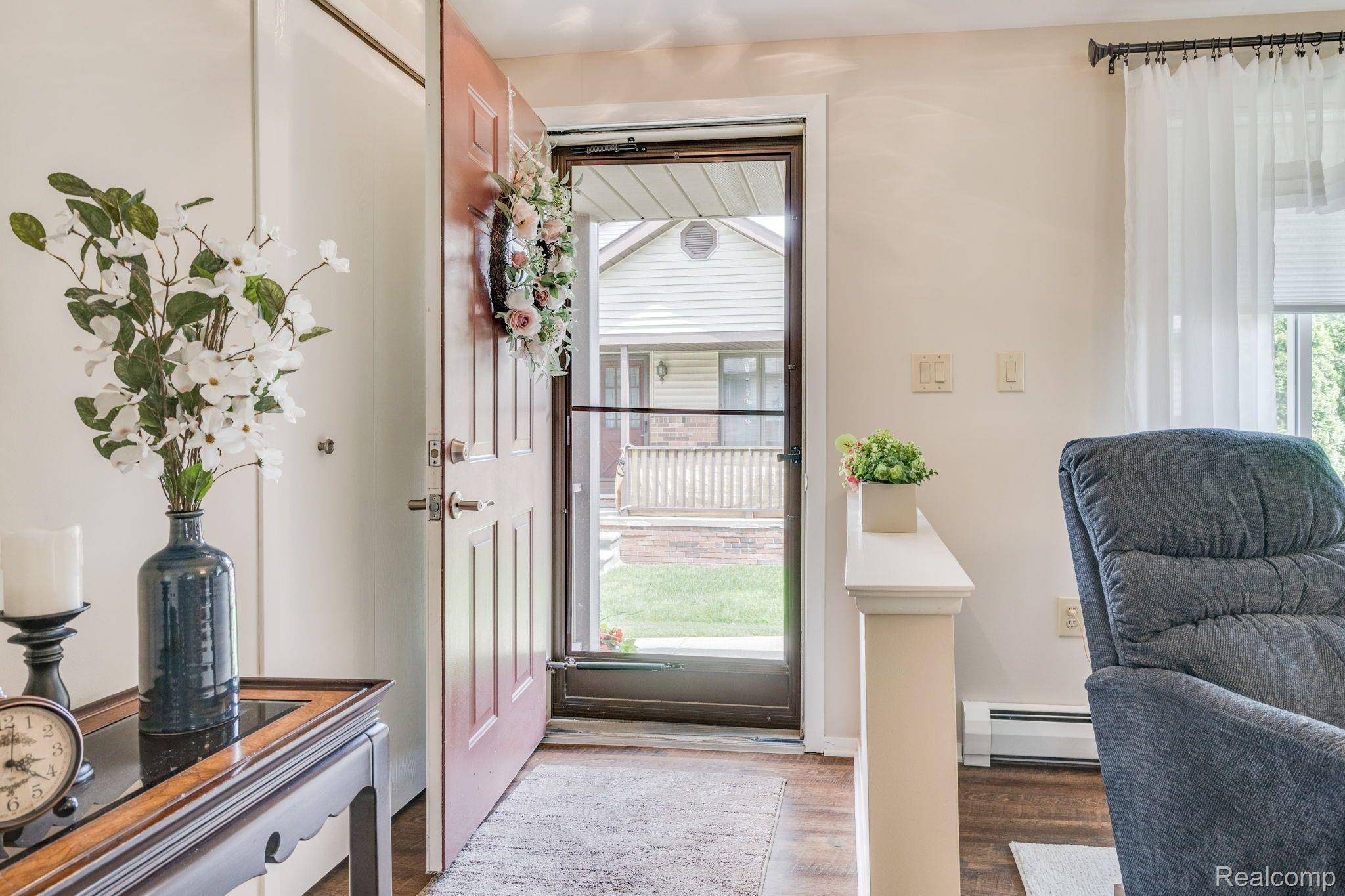 Rochester Hills, MI 48307,2321 LONDON BRIDGE DR #21