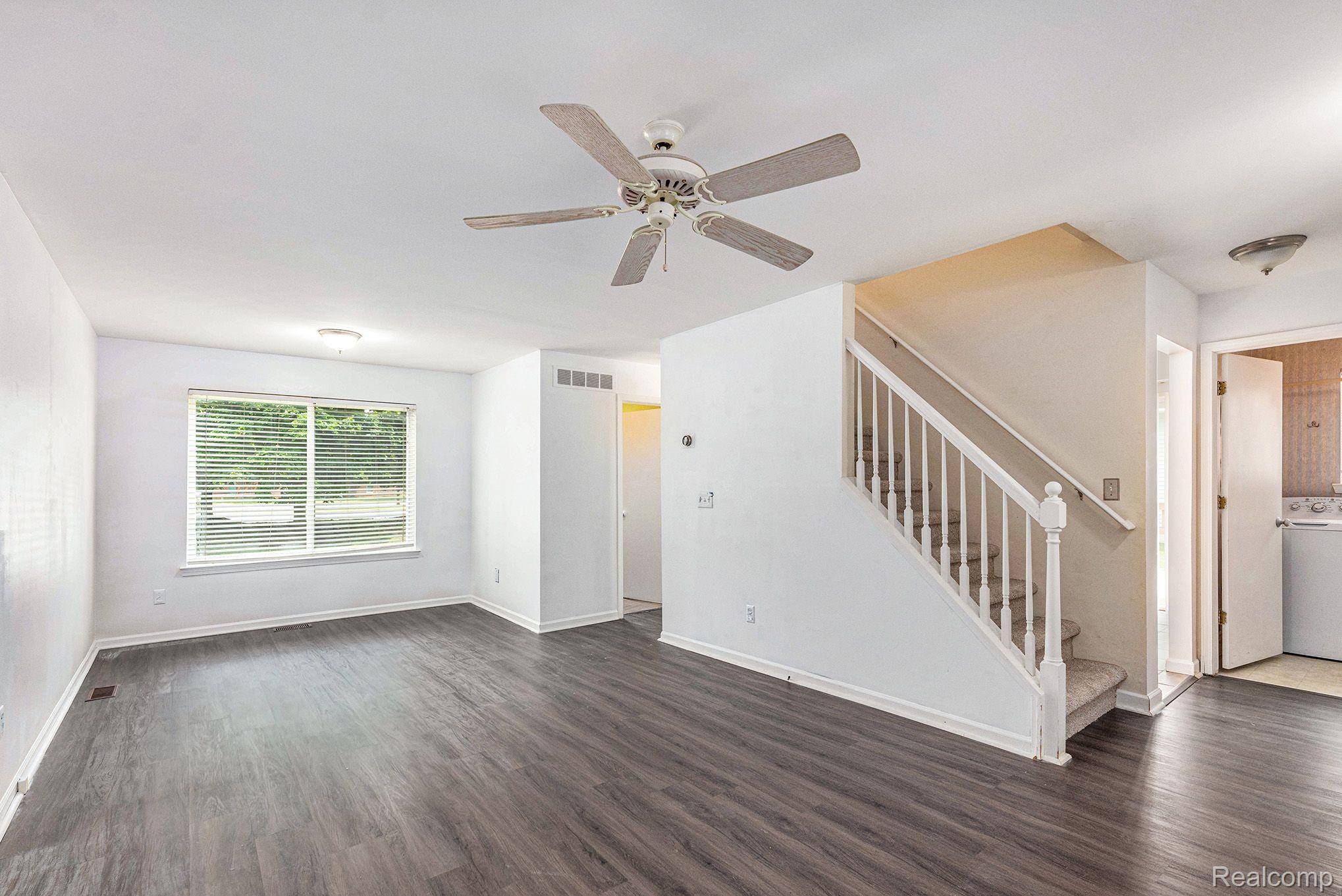 Wixom, MI 48393,1020 YORICK PATH