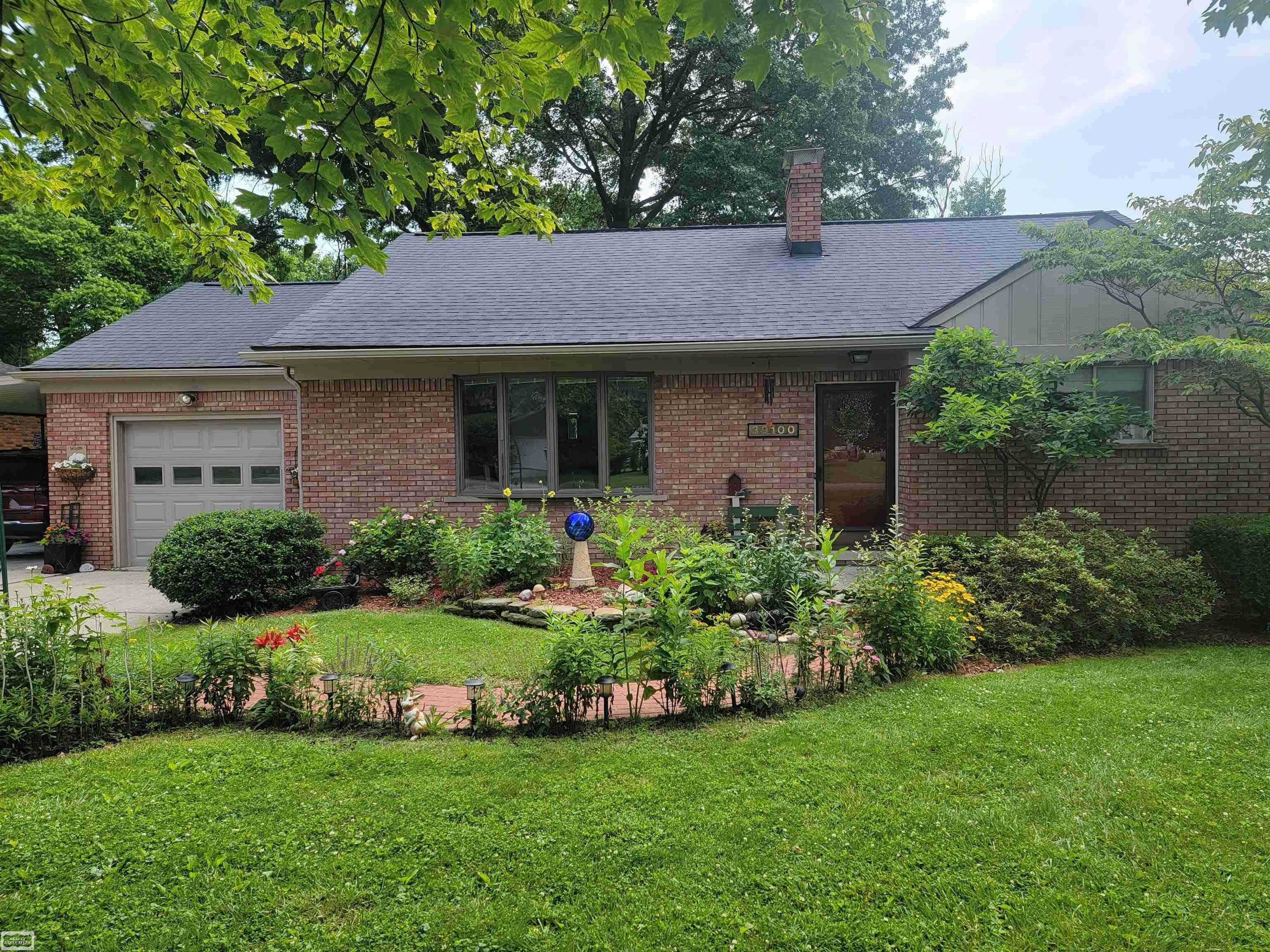 Harrison Twp, MI 48045,39100 Willowmere ST