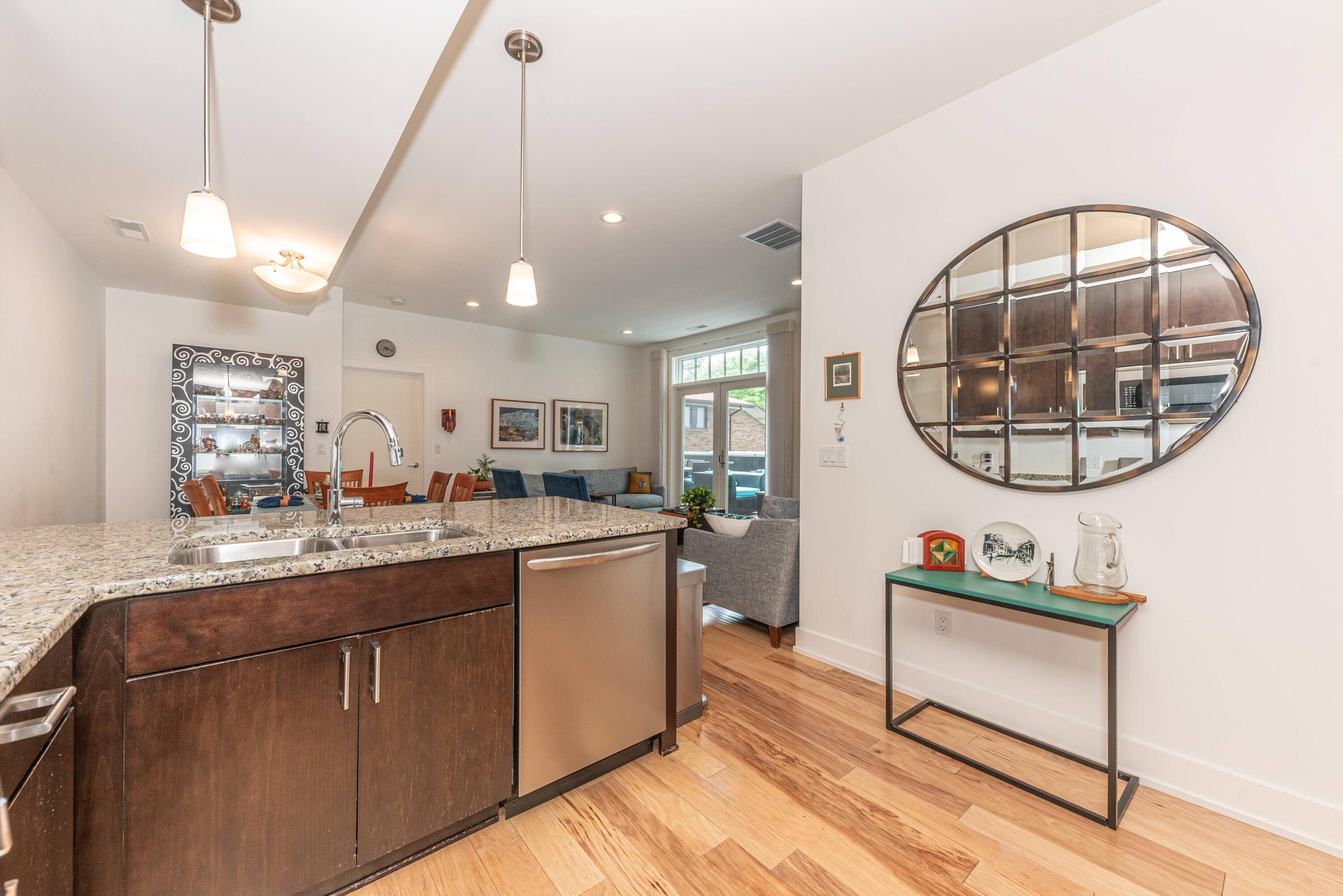 Ann Arbor, MI 48103,121 W Kingsley ST #201