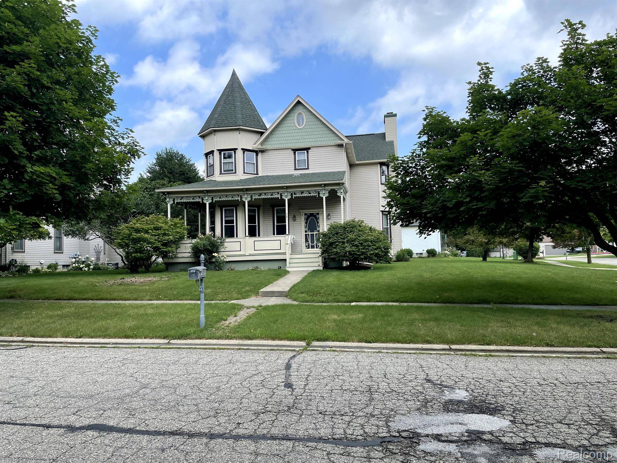 Howell, MI 48843,791 W CALEDONIA ST