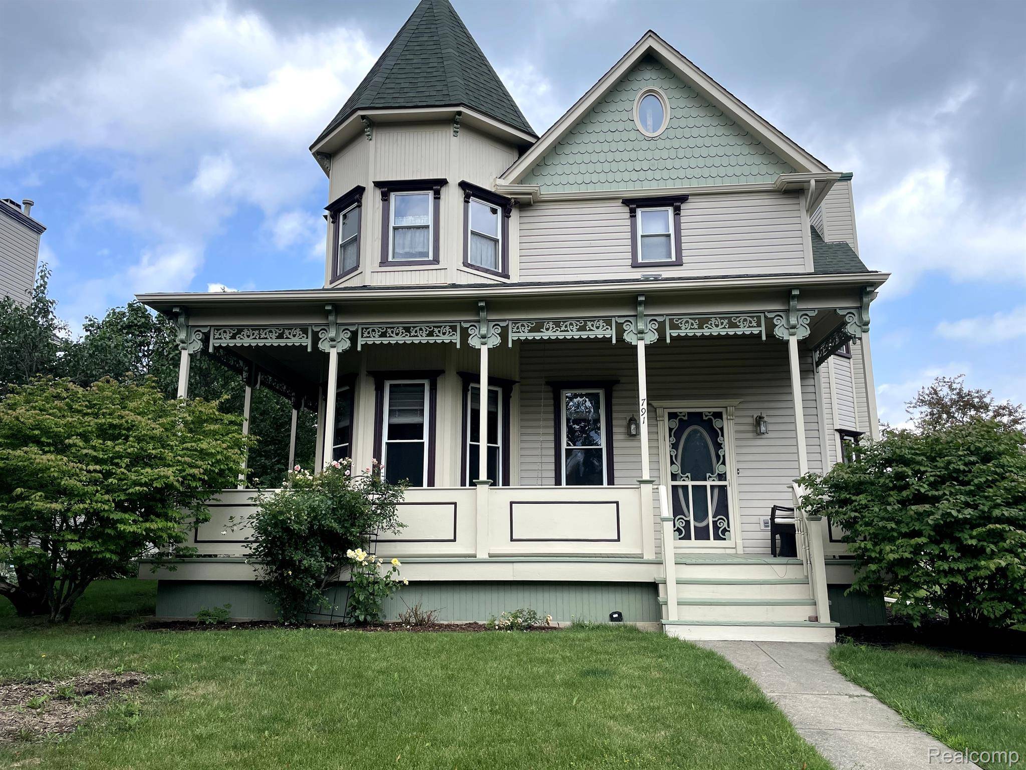 Howell, MI 48843,791 W CALEDONIA ST