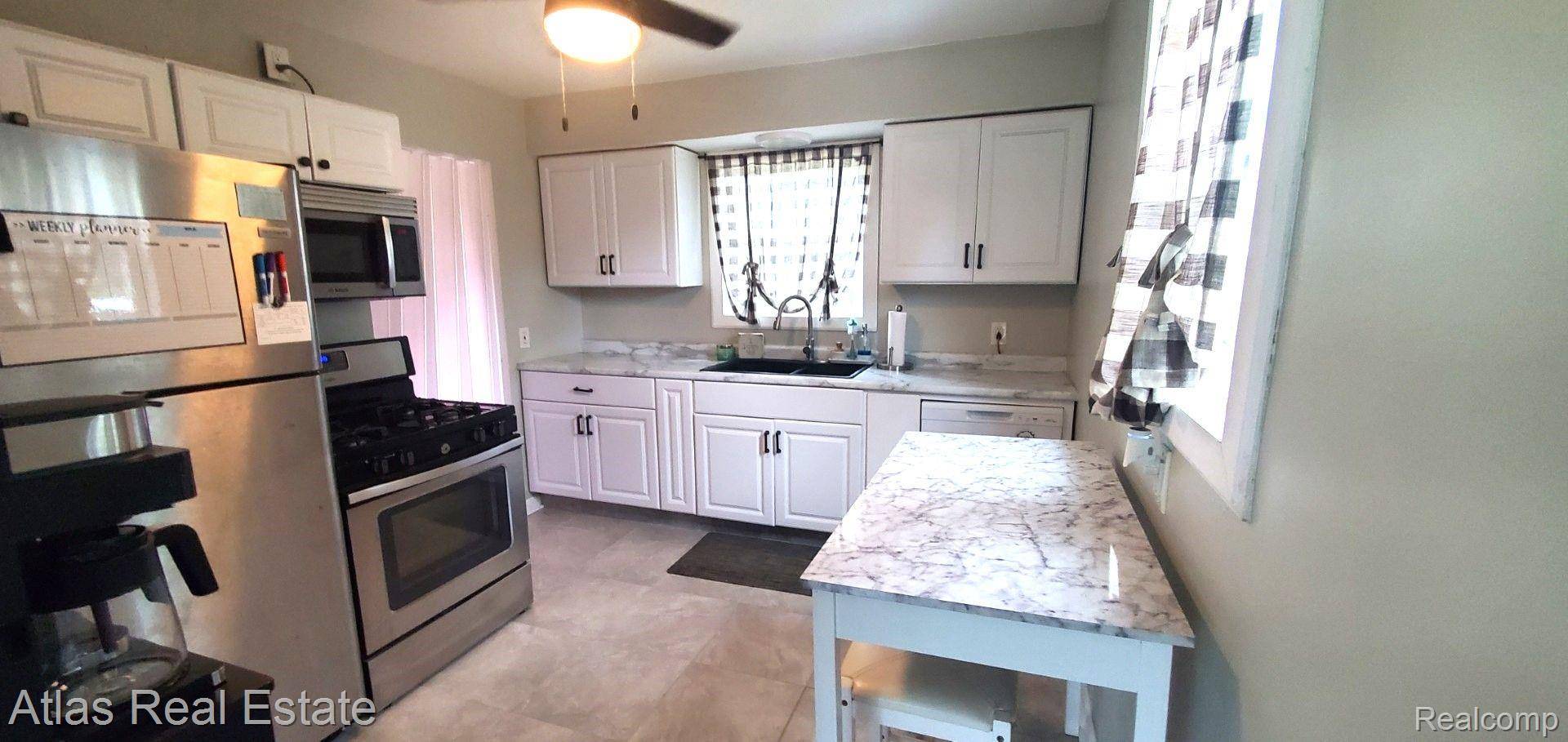 Flushing, MI 48433,7331 ADELLE CT