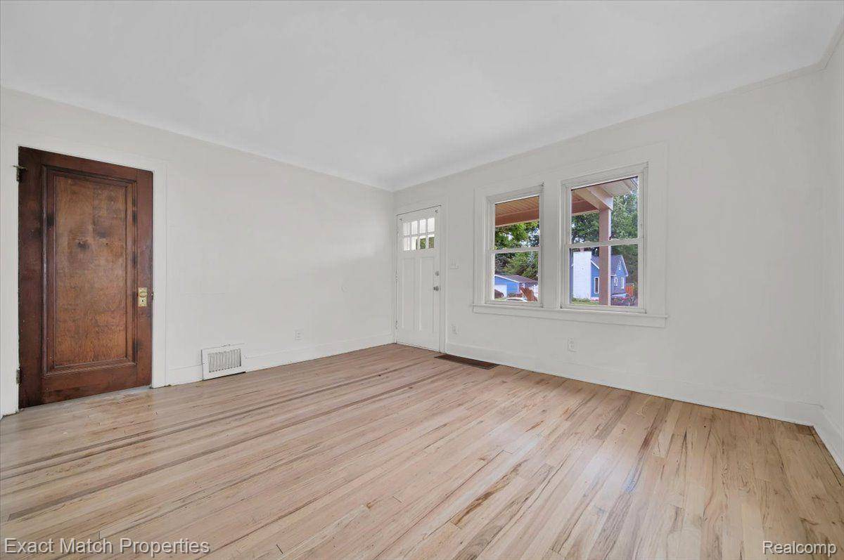 Pontiac, MI 48340,743 E MANSFIELD AVE