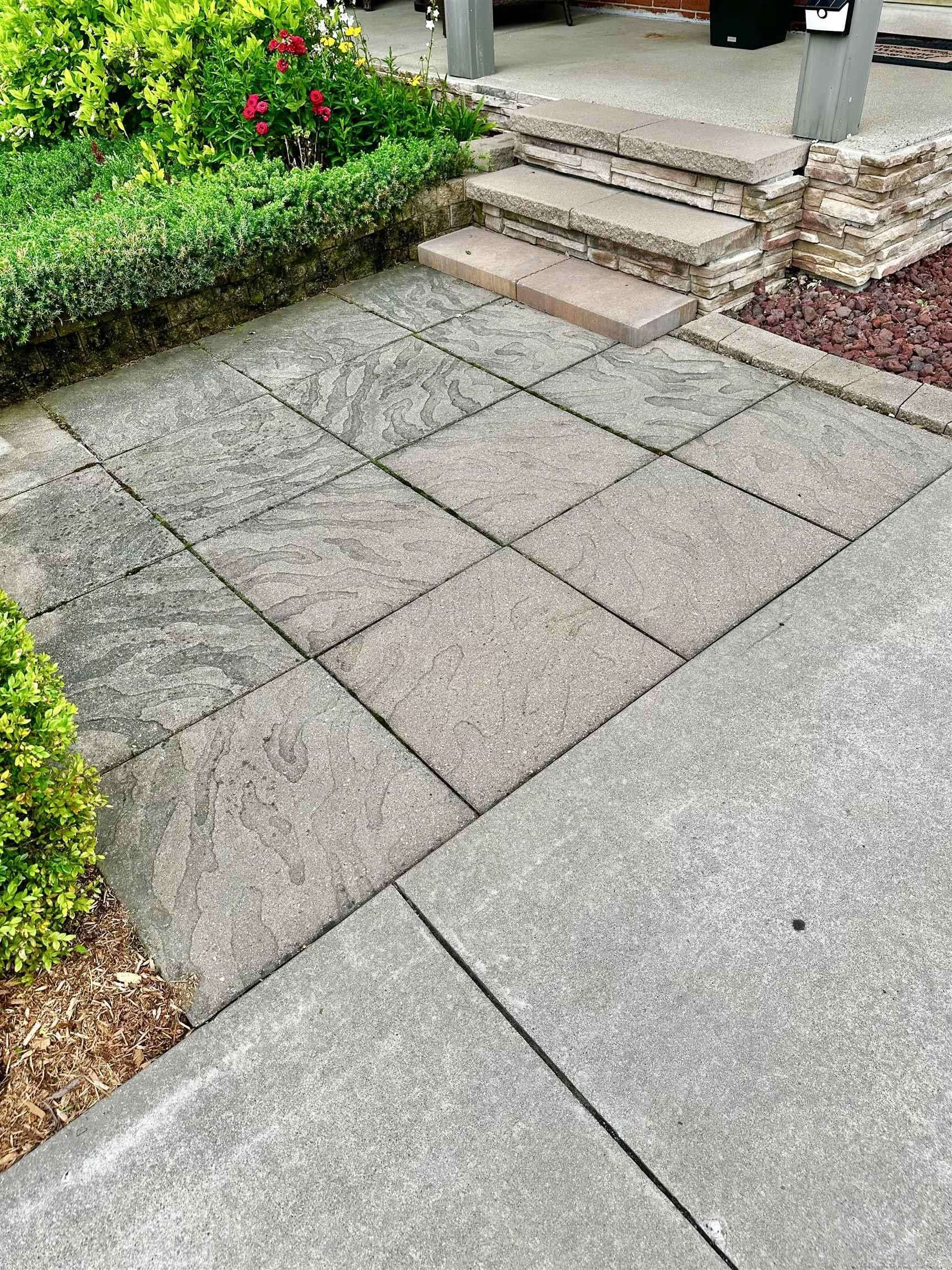 Harrison Twp, MI 48045,39479 N Blom Dr DR