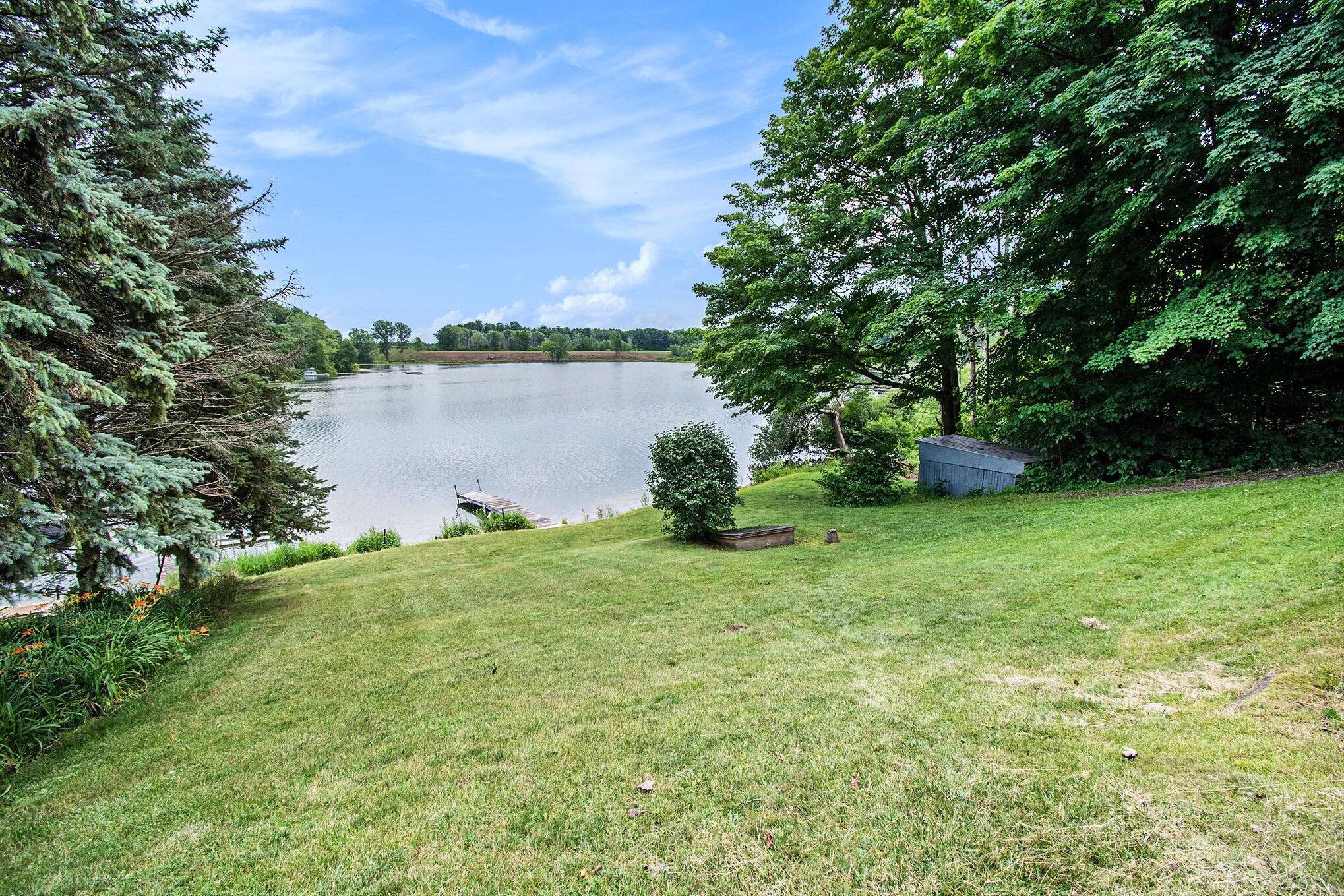 Casnovia, MI 49318,181 Mill ST