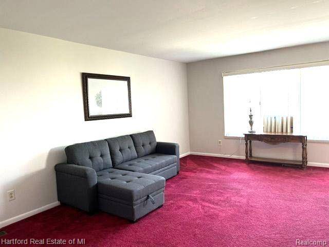 Wixom, MI 48393,49916 Helfer BLVD