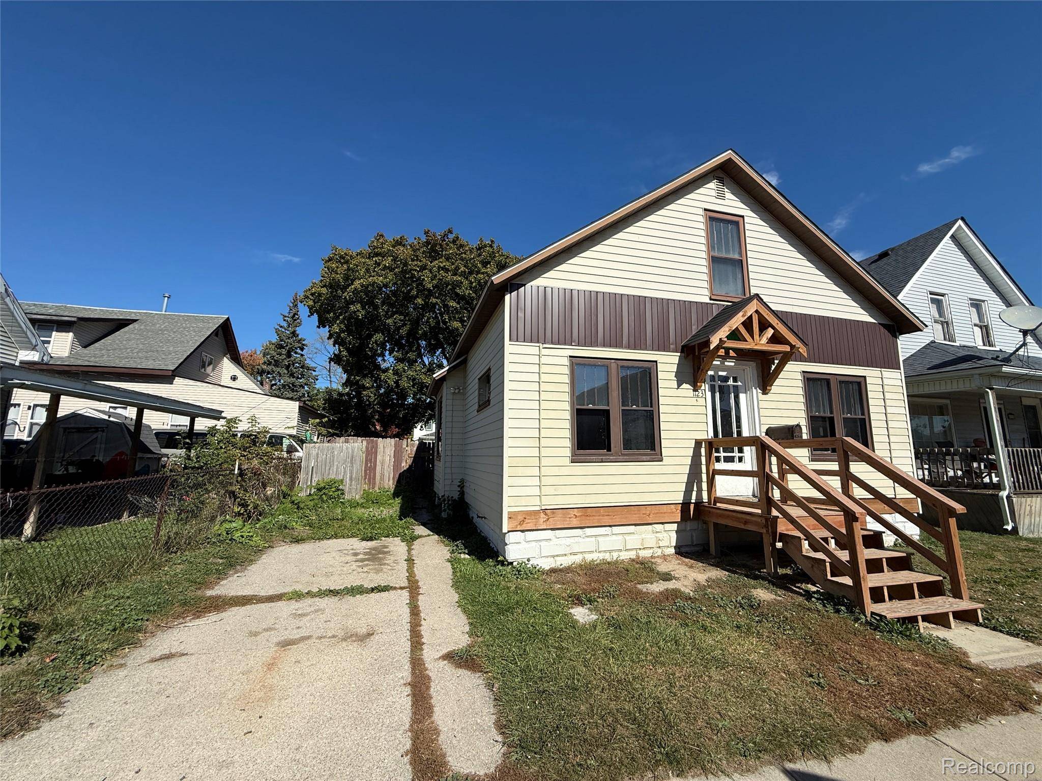 Port Huron, MI 48060,1123 Wells ST