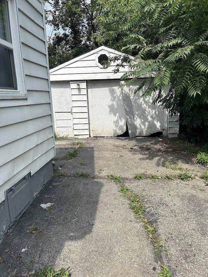 Flint, MI 48506,2301 Missouri AVE