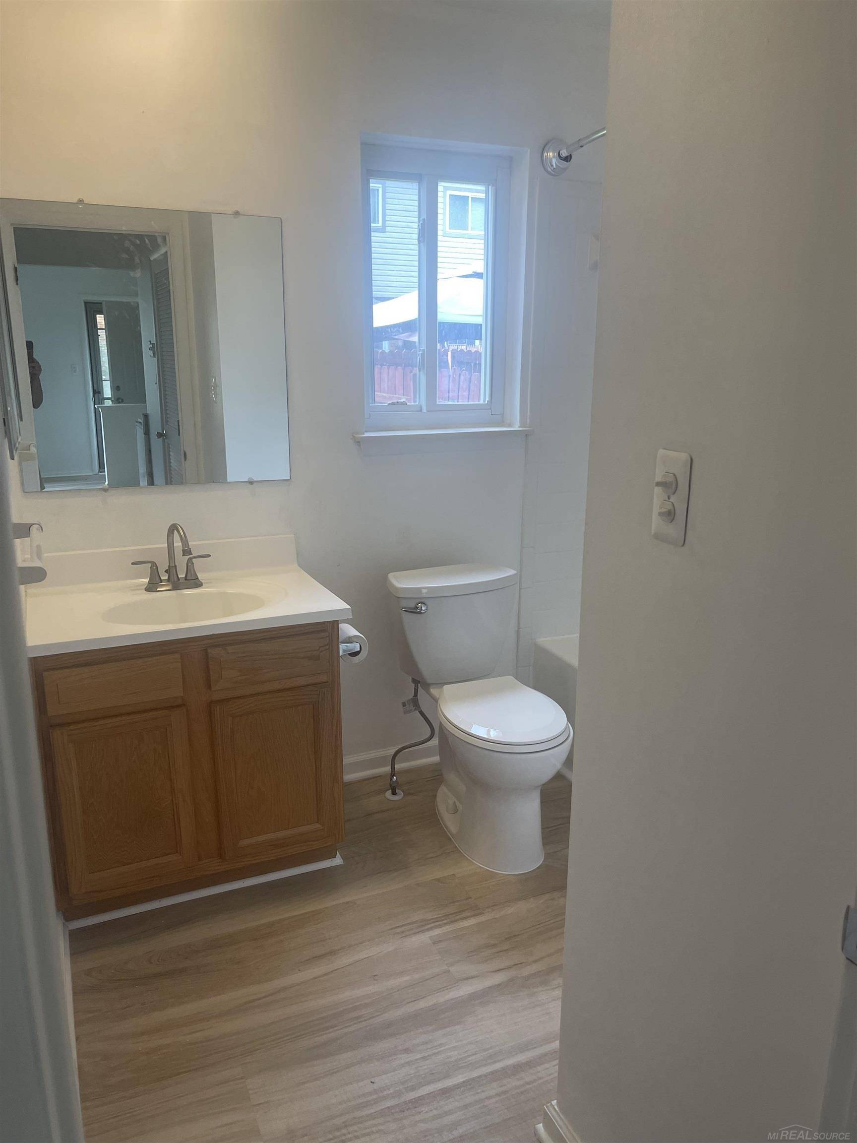 Roseville, MI 48066,25747 Salem ST